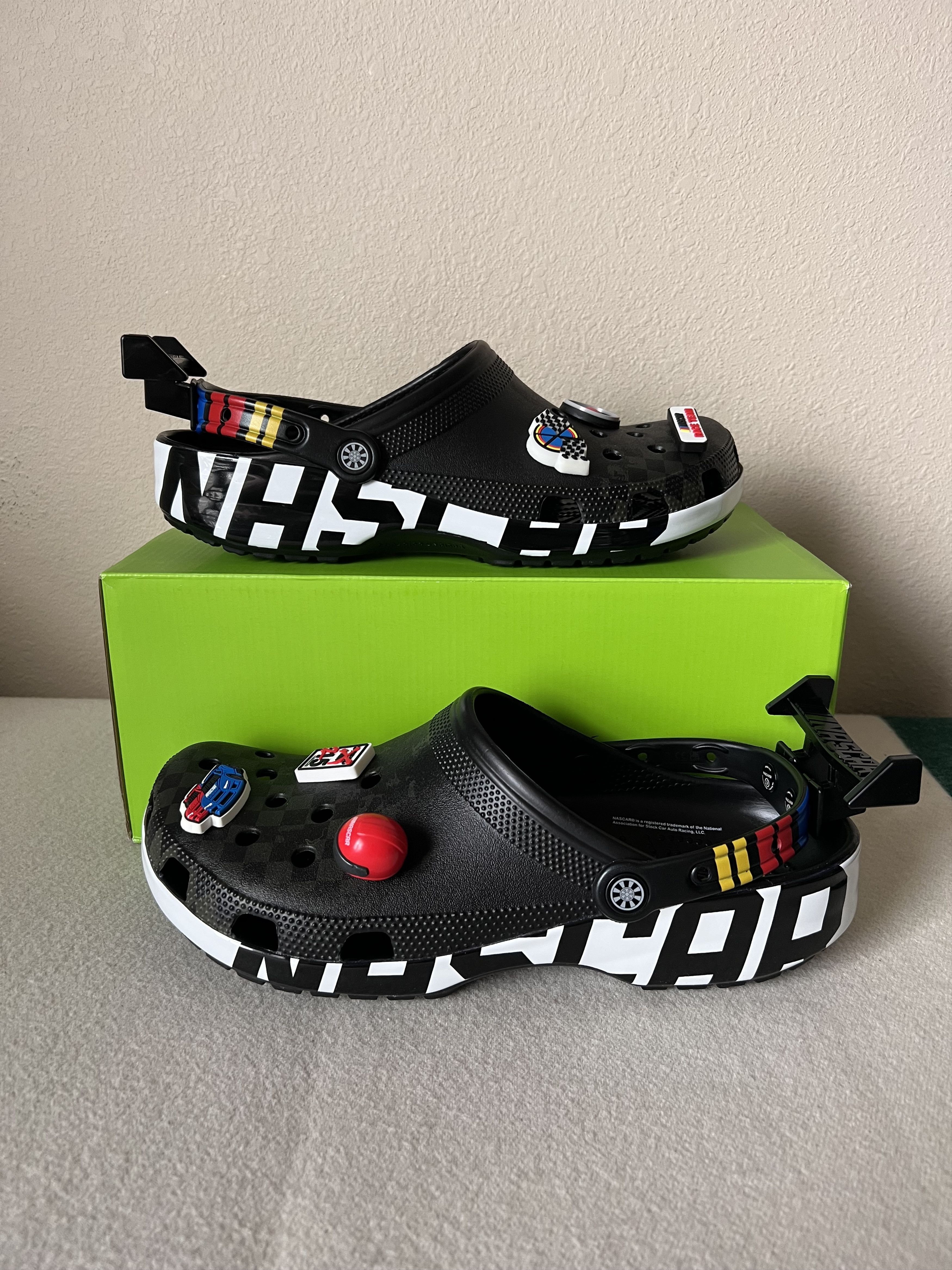 Crocs NASCAR Crocs Classic Clogs in Black Size US 12 / EU 45 - 2 Thumbnail