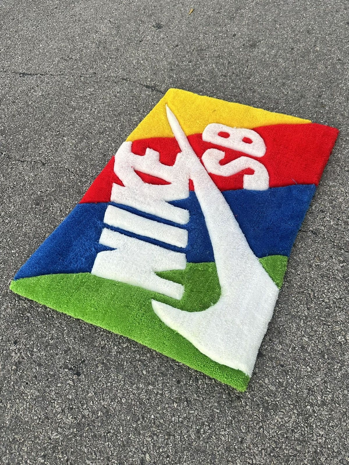 Nike Nike SB Custom Rug Size ONE SIZE - 2 Thumbnail