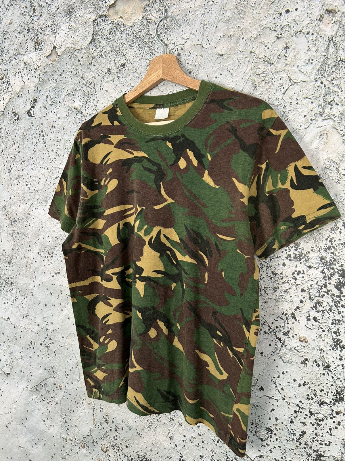 Vintage Vintage Camo Tee Military Streetwear Drill Skate Rap Y2K Size US M / EU 48-50 / 2 - 2 Thumbnail
