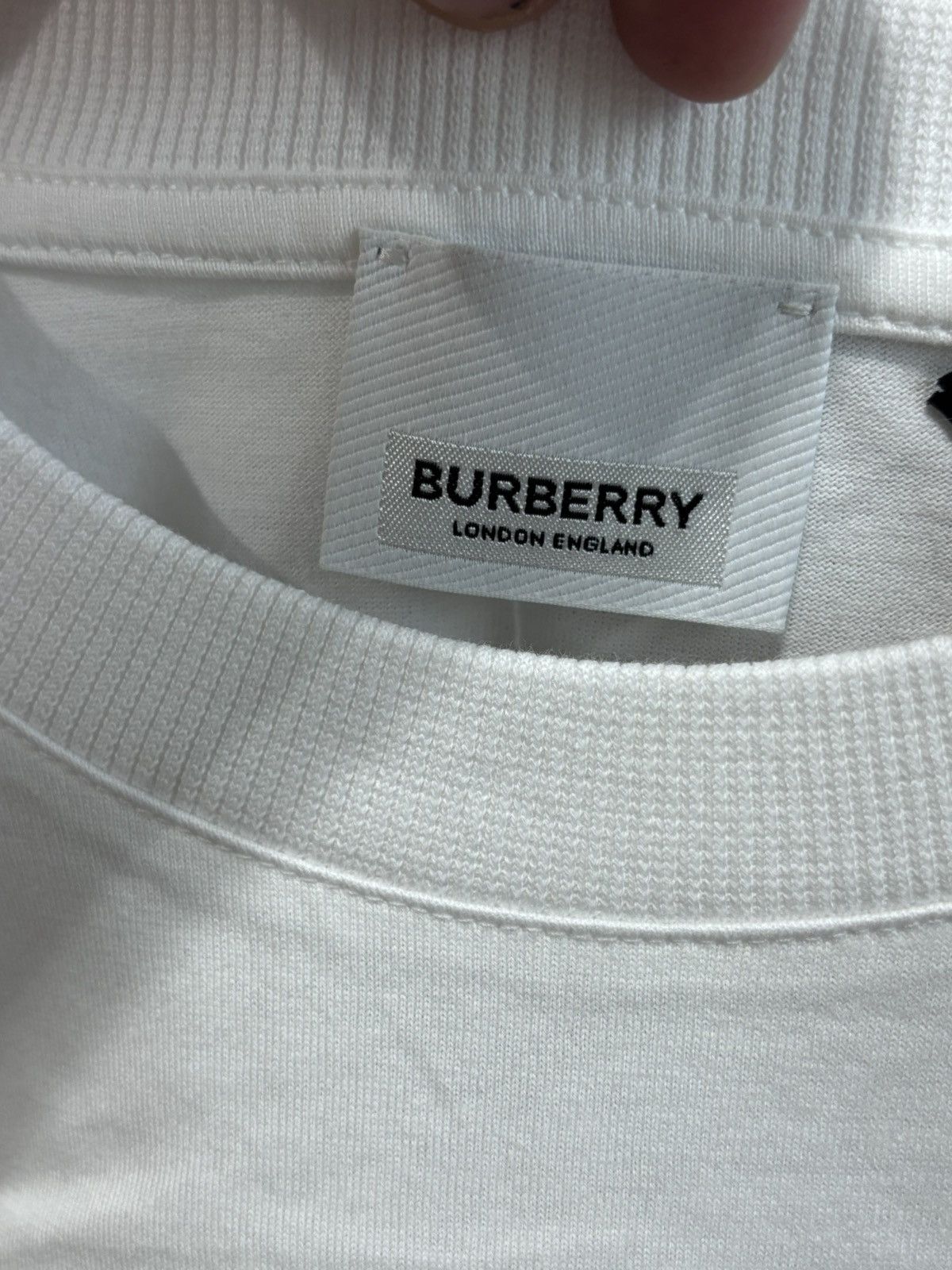 Burberry Burberry London, England White Tee Size US M / EU 48-50 / 2 - 3 Thumbnail