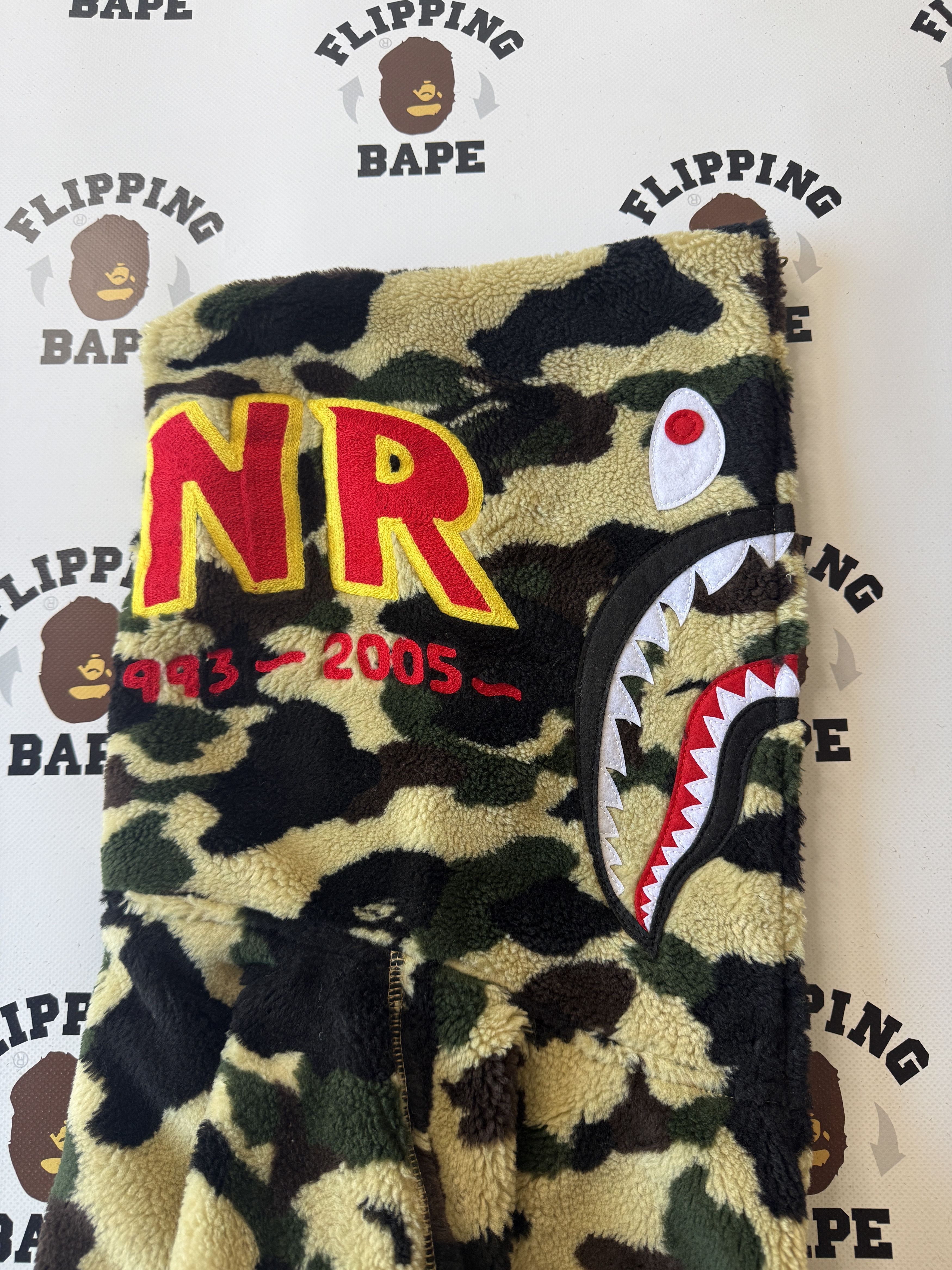 Bape × October's Very Own BAPE 1ST CAMO 2ND SHARK BOA HOODIE JACKET Size US L / EU 52-54 / 3 - 4 Thumbnail