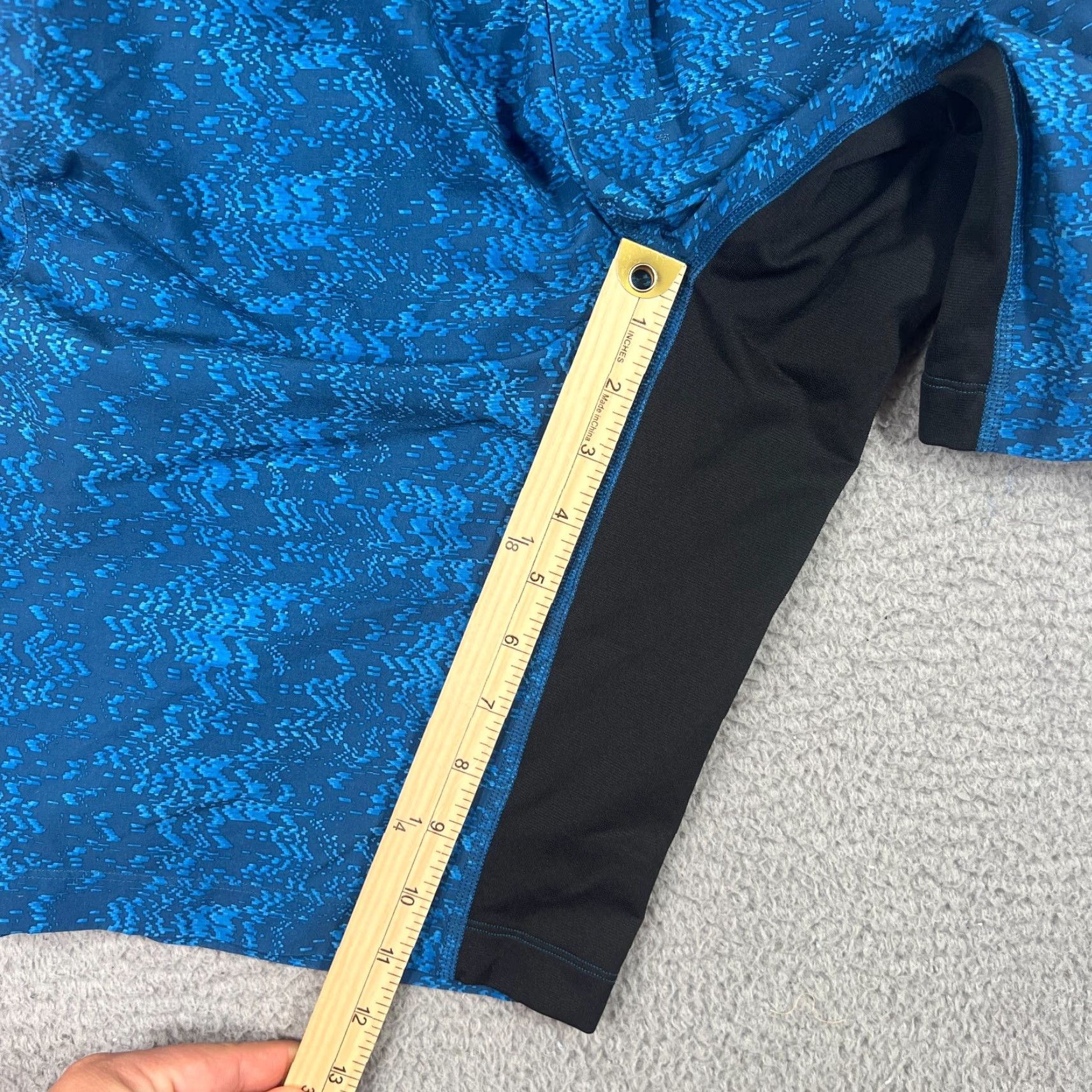 Lululemon Lululemon Athletic Shorts Men's Medium Blue Geometric 11” Inseam Activewear Preowned Size US 31 - 2 Thumbnail