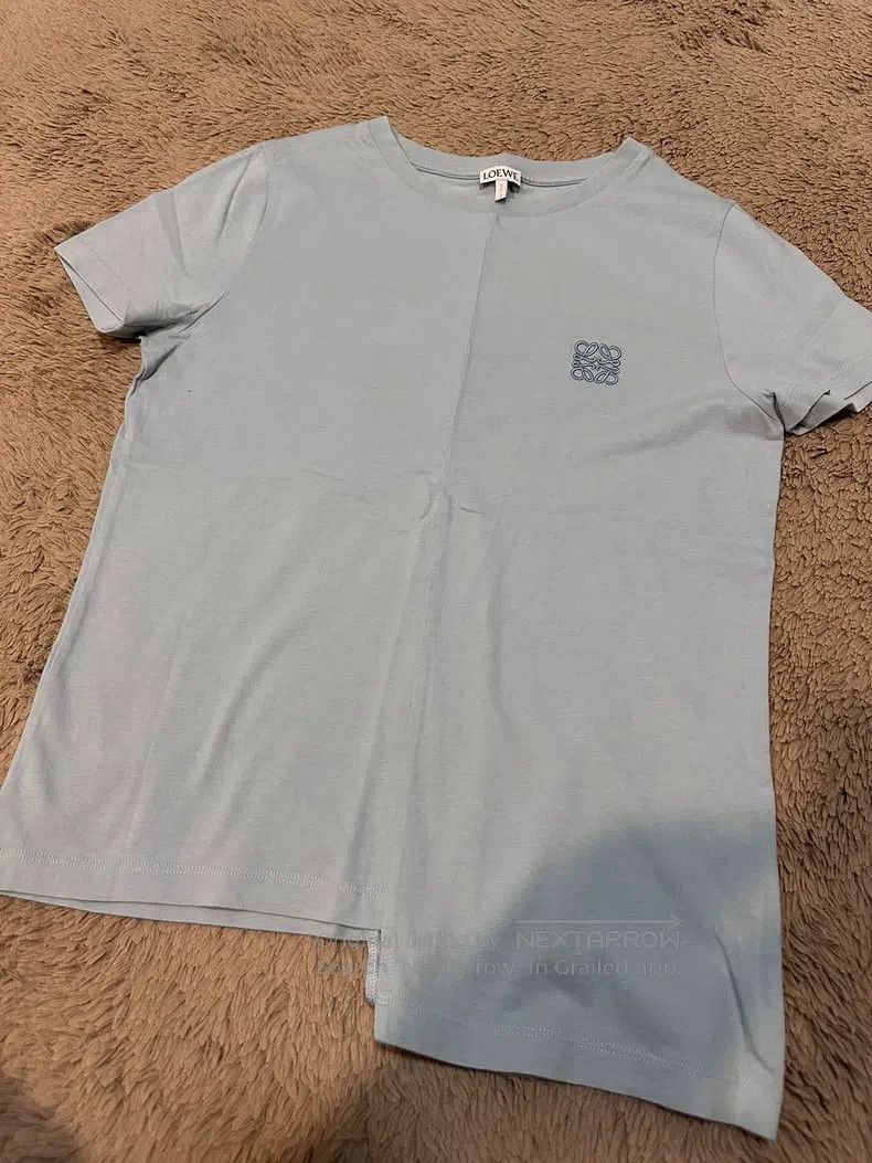 Loewe Loewe Irregular hem short-sleeve shirt with logo, light bl Size XS / US 0-2 / IT 36-38 - 1 Thumbnail