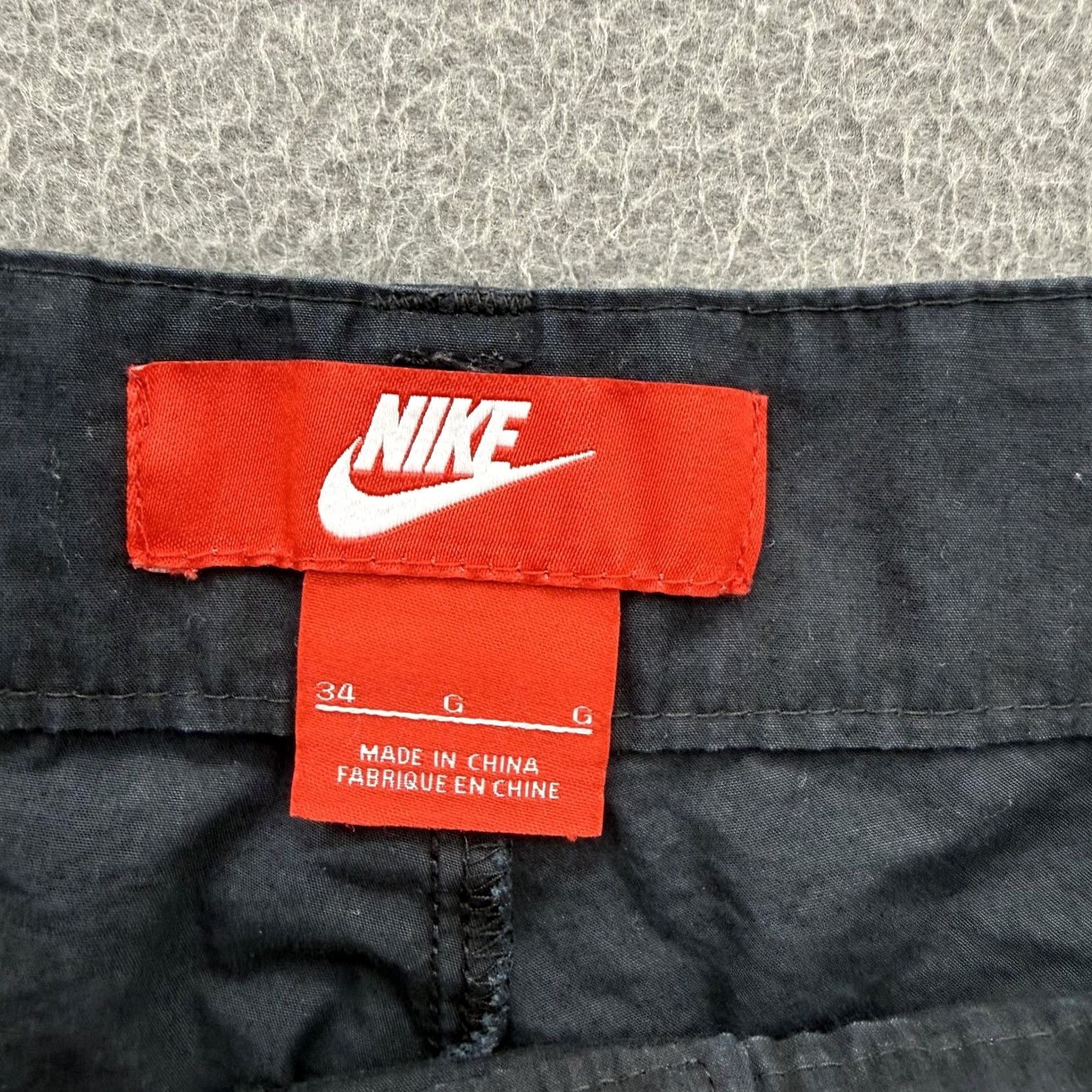 Nike Nike Shorts Mens 34 Black Chino Cotton Outdoor 10 Inseam Casual Pockets Zip Size US 34 / EU 50 - 3 Thumbnail
