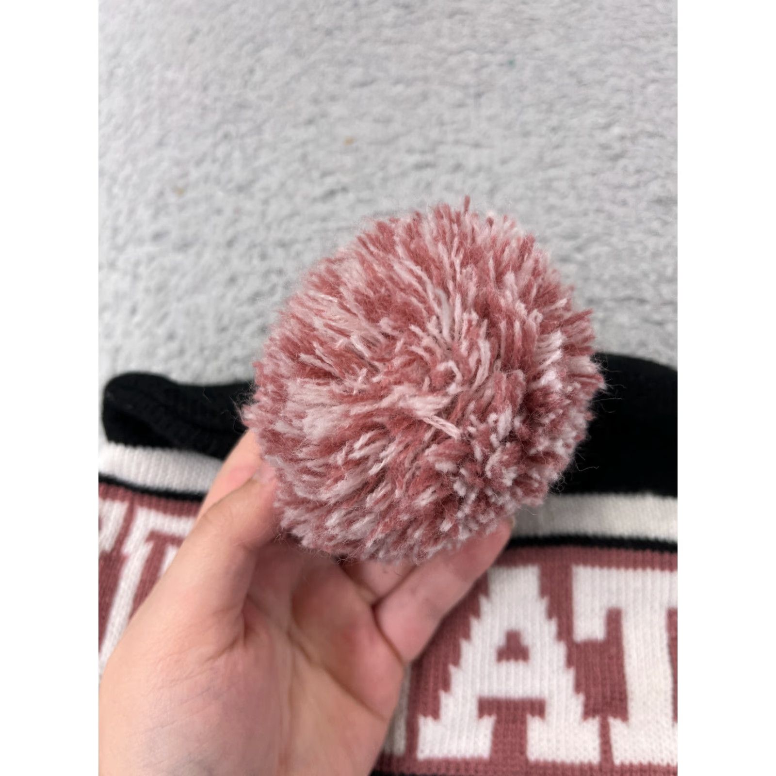 Victoria's Secret VINTAGE Beanie Victoria's Secret Beanie Adult One Size Pink White Pom PINK NATION Acrylic Knit Logo Hat Womens Beanie Size ONE SIZE - 3 Thumbnail