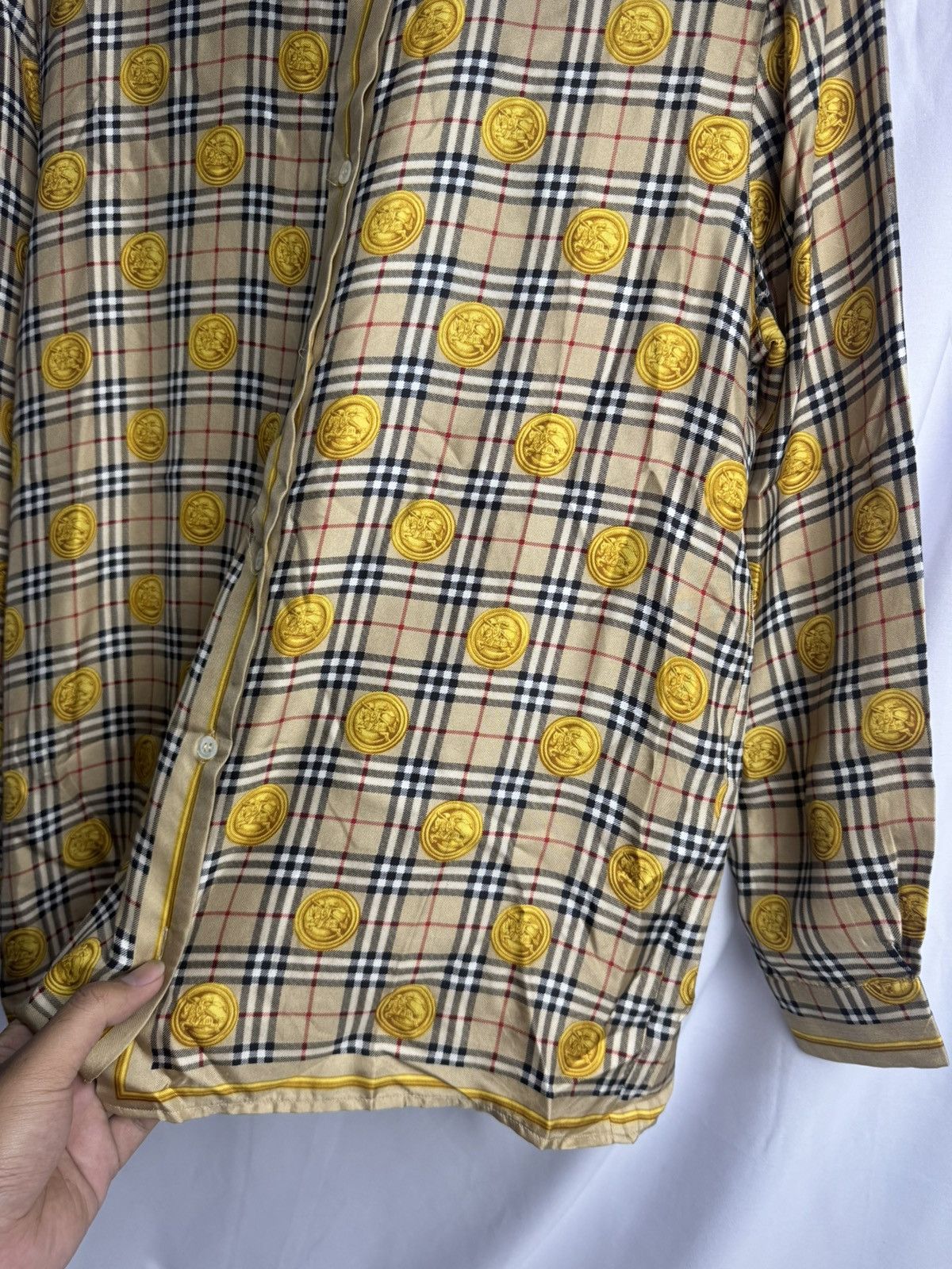 Burberry Burberry 100% Silk Coin Button Shirt Unisex Size US M / EU 48-50 / 2 - 3 Thumbnail