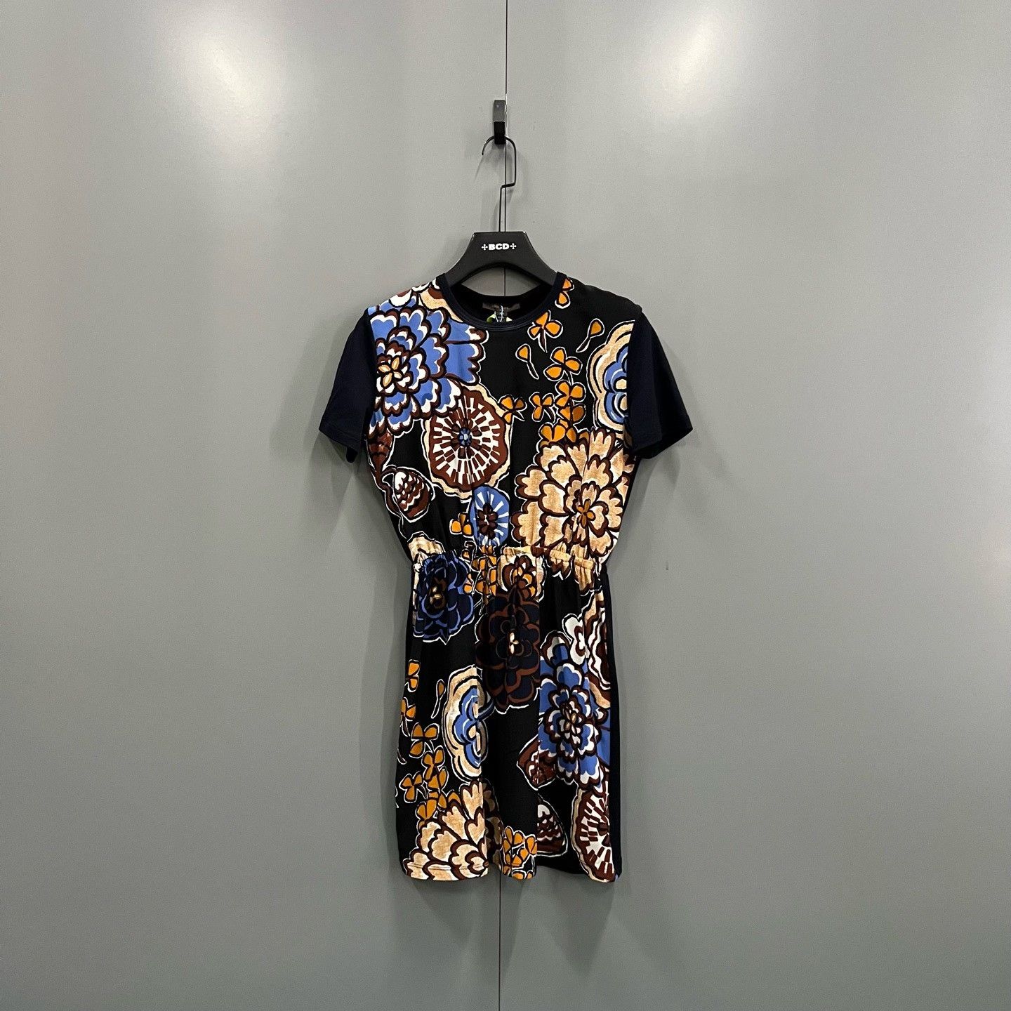 Louis Vuitton Louis Vuitton Floral Printed Dress XS Women Size XS / US 0-2 / IT 36-38 - 1 Thumbnail