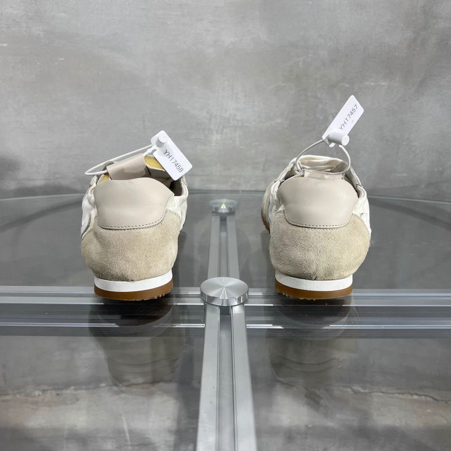 Loewe LOEWE off-white casual sneakers 36 Size US 5 / IT 35 - 6 Thumbnail
