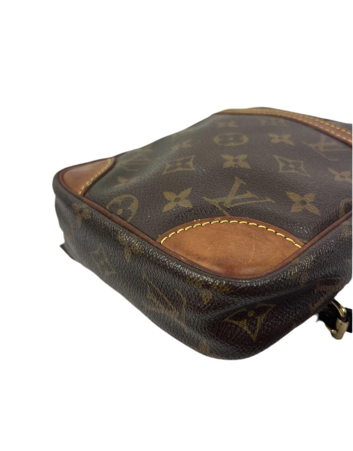 Louis Vuitton Louis Vuitton Monogram Crossbody Bag Size ONE SIZE - 4 Thumbnail