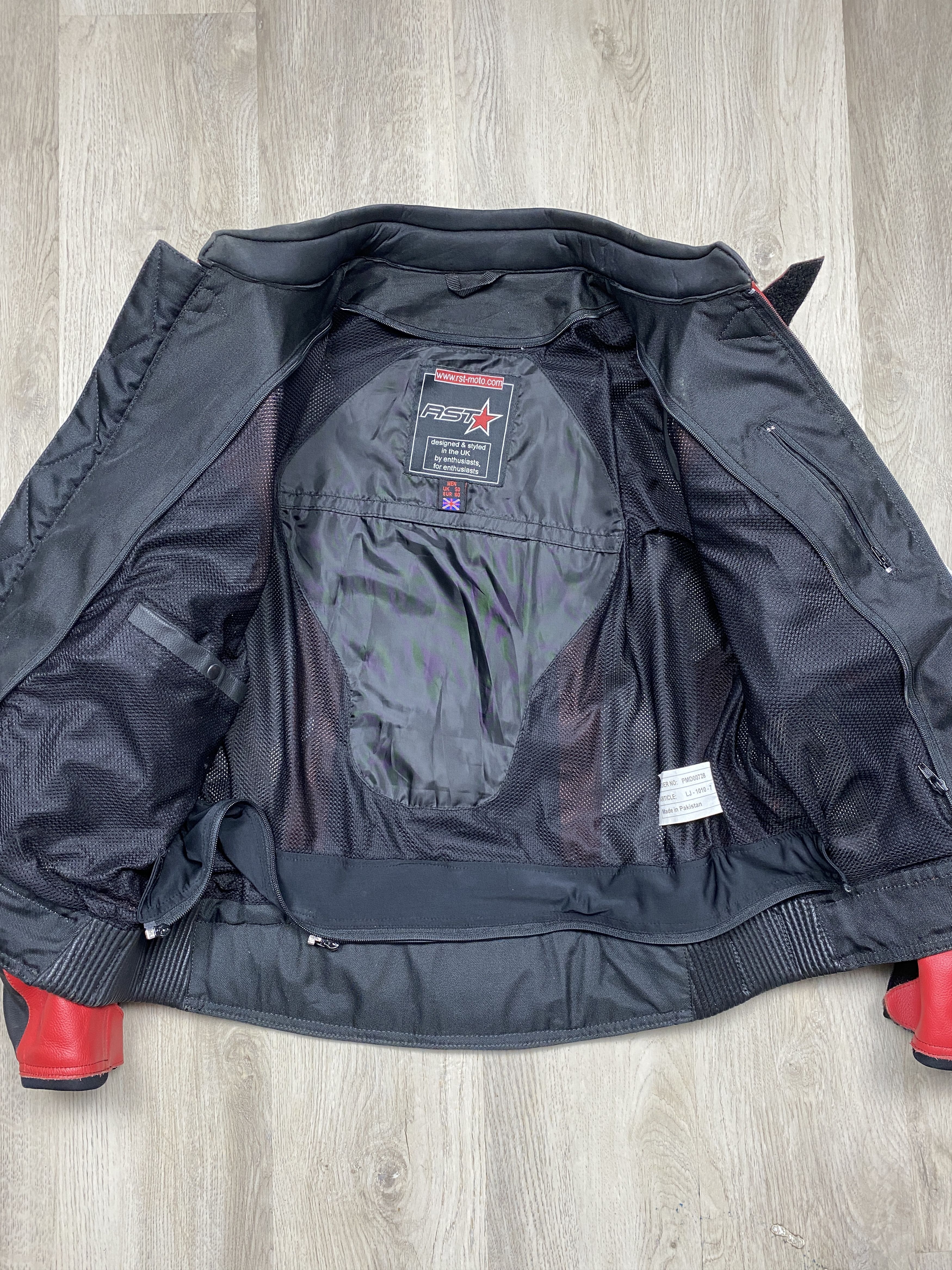 Genuine Leather RST Moto Leather Jacket + Pants Racing Suit Overall Size US M / EU 48-50 / 2 - 12 Thumbnail
