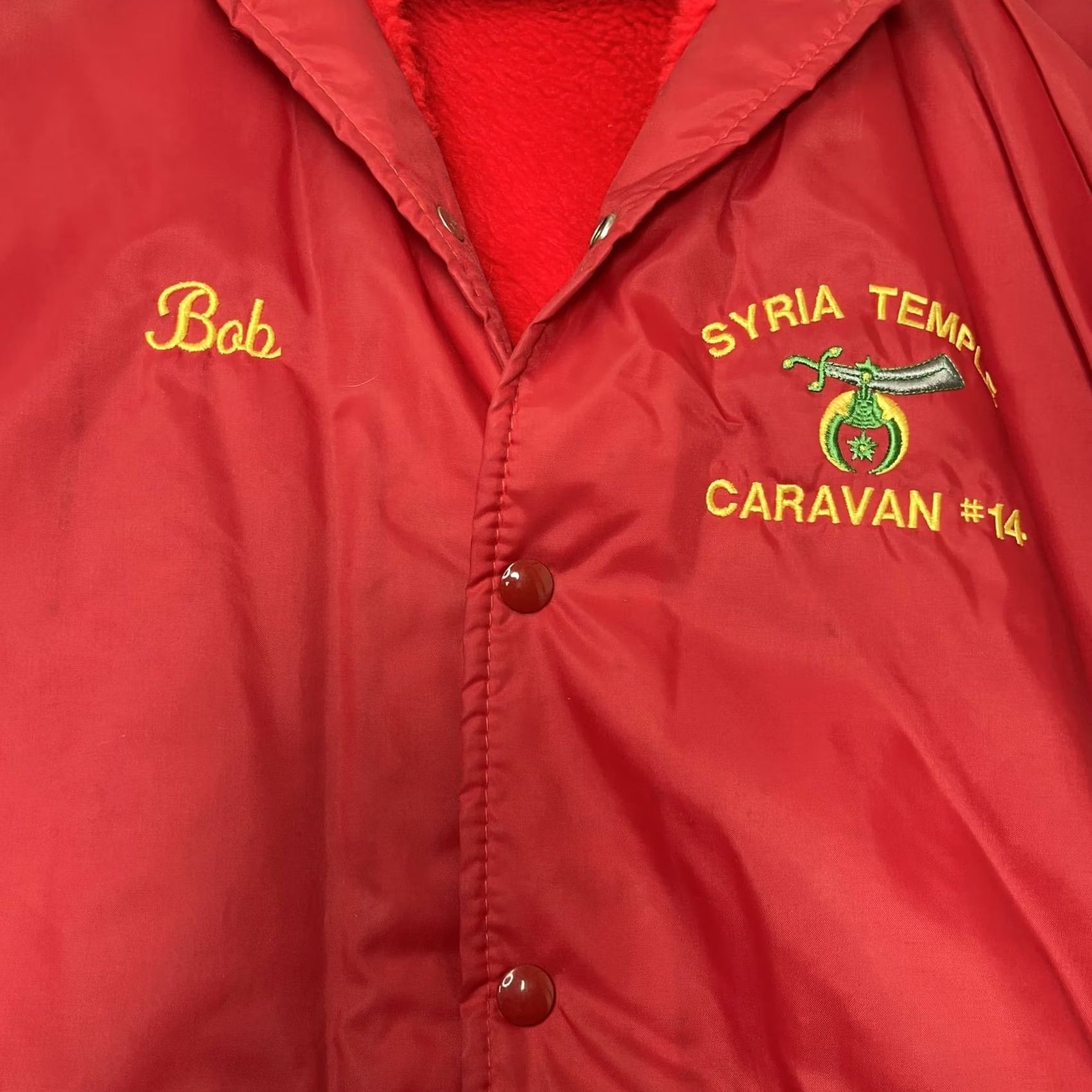 Vintage VINTAGE Syria Temple Caravan Jacket Mens Large Red Nylon Snap Lined USA Shriners Size US L / EU 52-54 / 3 - 3 Thumbnail