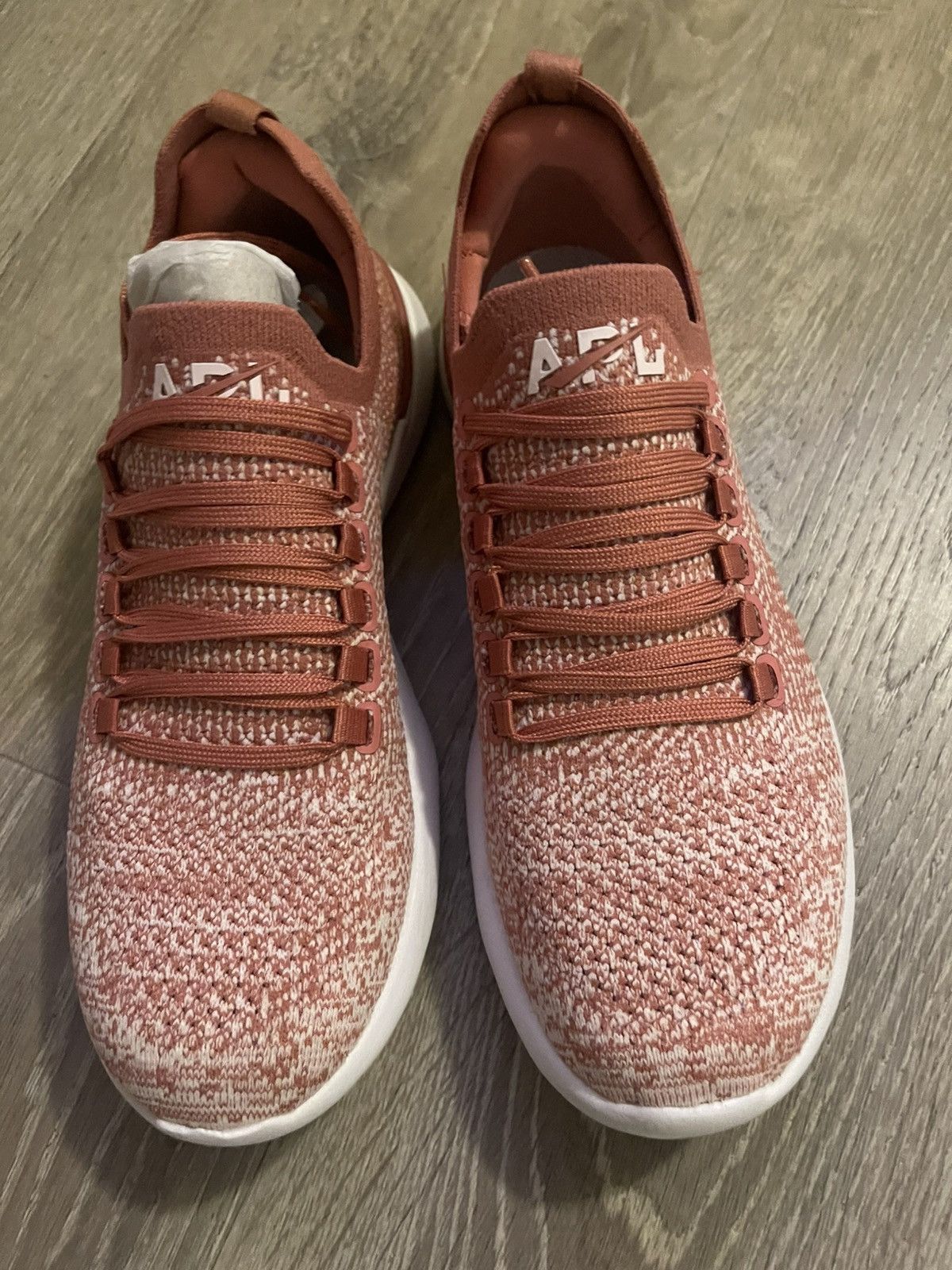 APL APL Techloom Breeze Cedar Bleached Pink Ombre Size 7.5 Size US 7 / IT 37 - 1 Thumbnail
