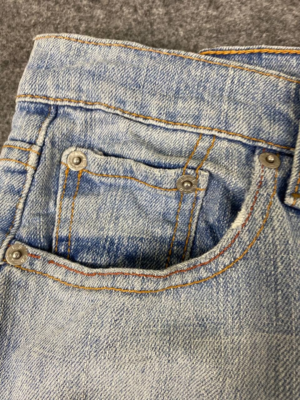 Levi's vintage levis 505 straight leg distressed denim Size US 31 - 12 Thumbnail