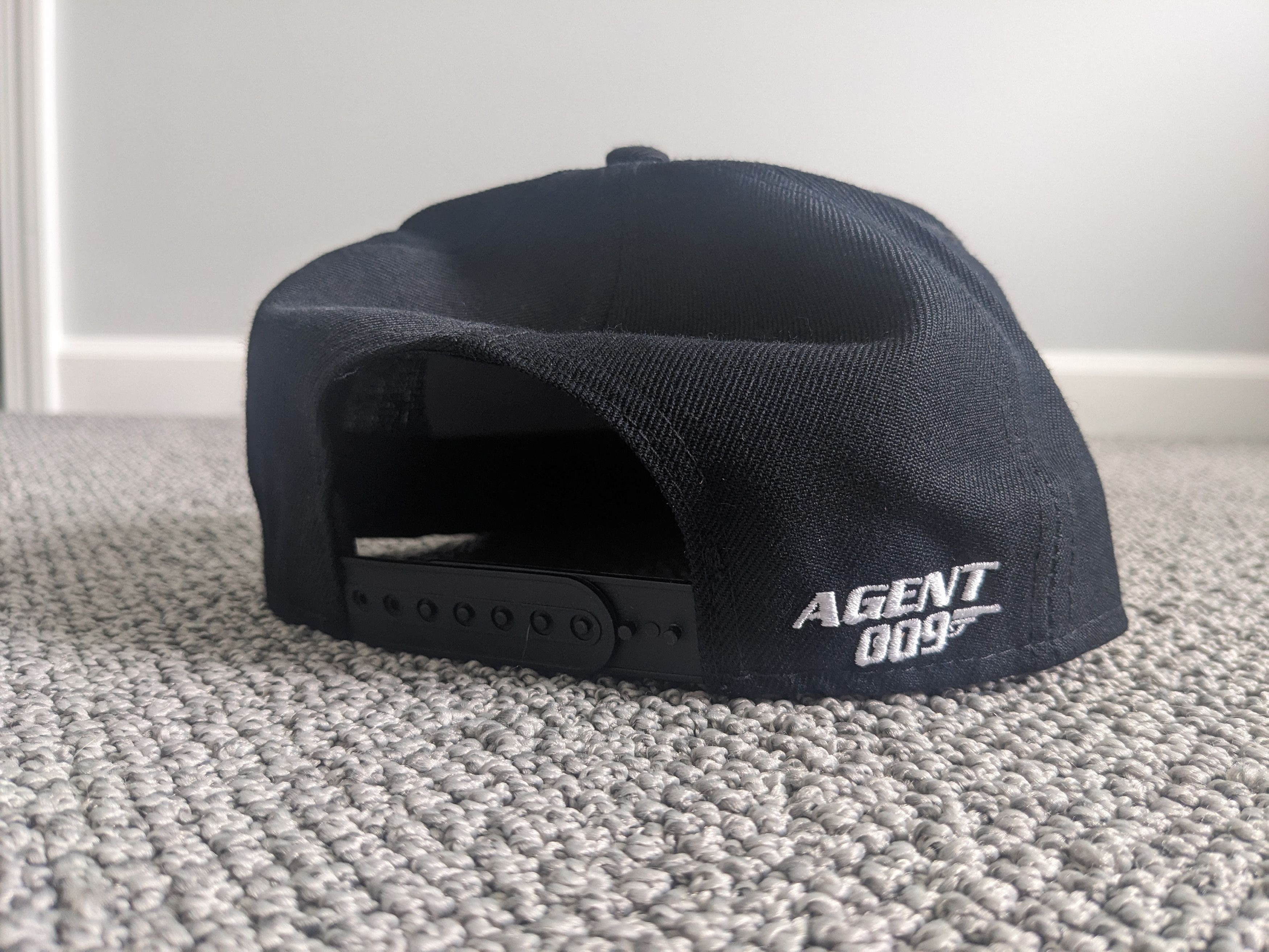RETROVERT Retrovert NY Yankees (FENDI) Snapback Hat Size ONE SIZE - 6 Thumbnail