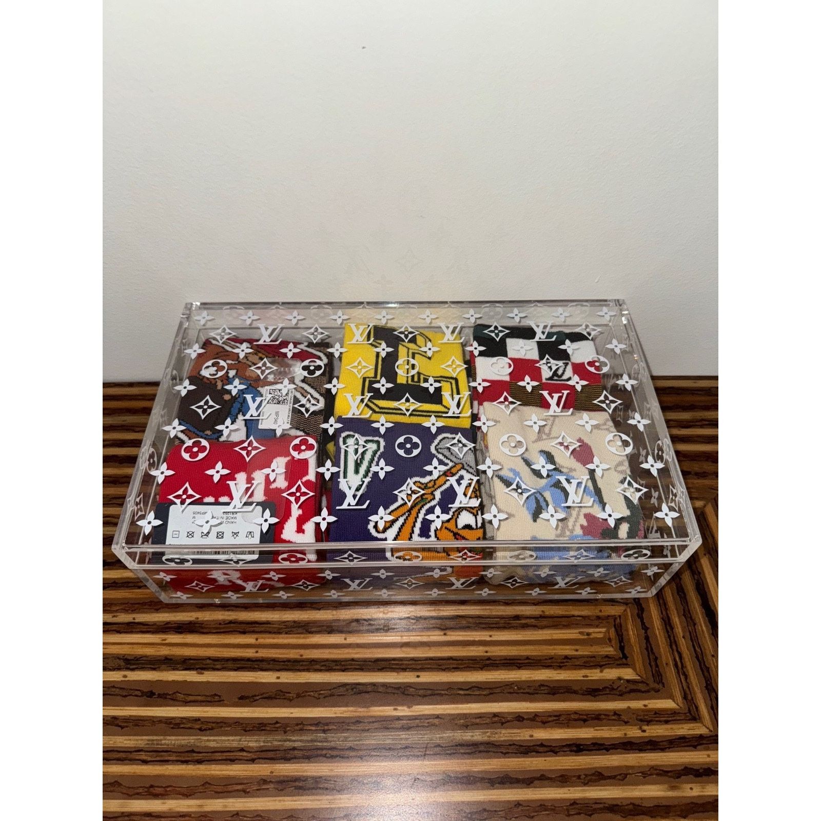 Louis Vuitton Louis Vuitton LV Archives 6 Socks Set Boite Scott Monogram Size ONE SIZE - 3 Thumbnail