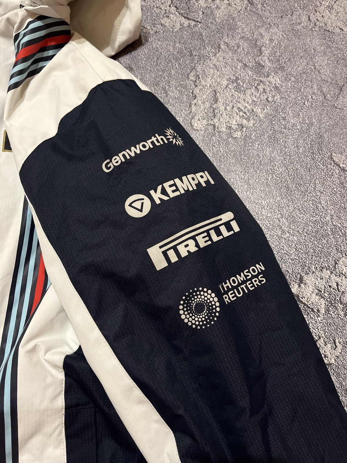 Puma Mercedes Benz Martini Pirelli Racing Jacket Size XS / US 0-2 / IT 36-38 - 11 Thumbnail