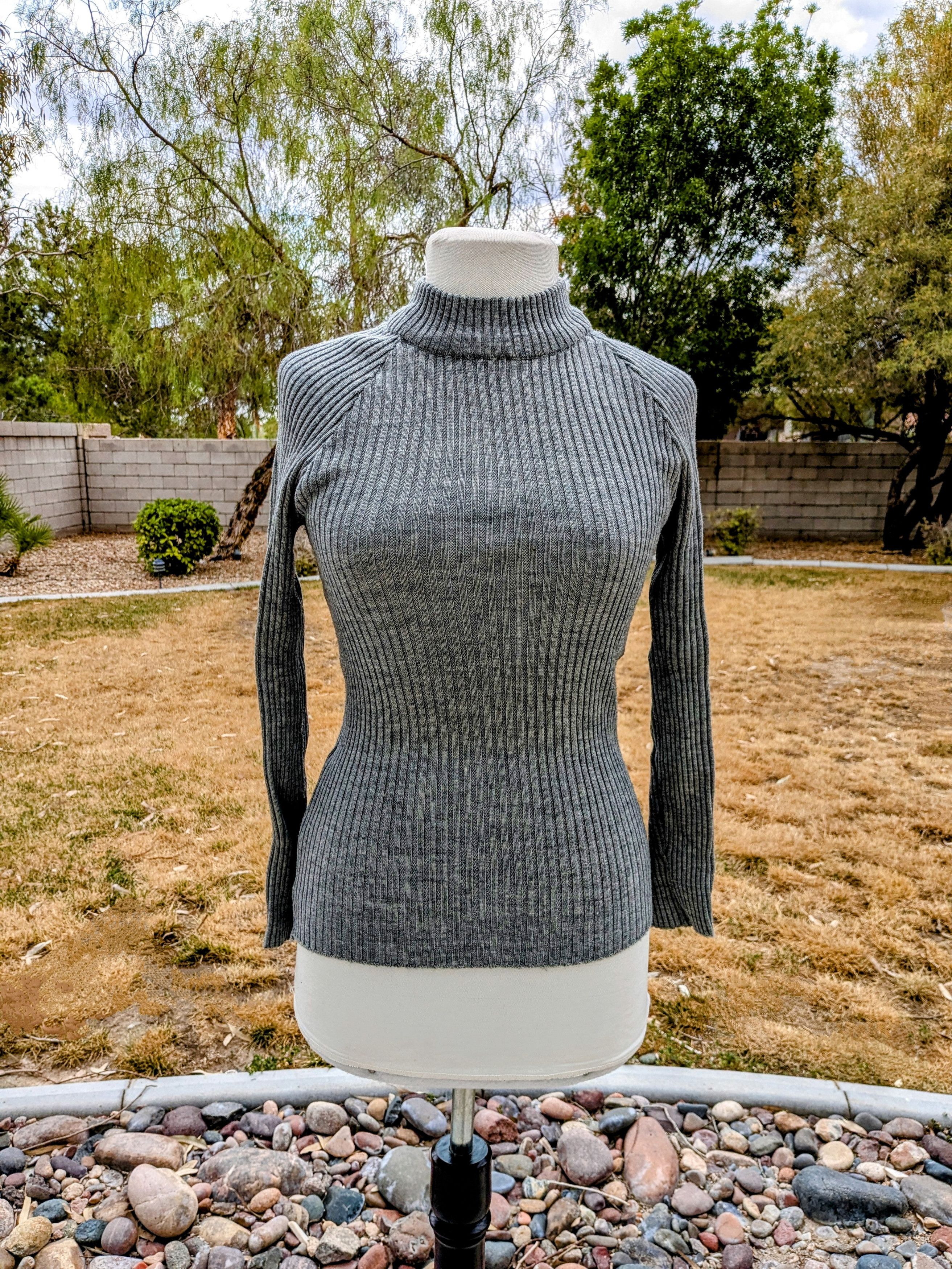 Vintage VTG Petite Ladies Kosugi Ribbed Knit Turtleneck Fitted Top Size L / US 10 / IT 46 - 1 Thumbnail