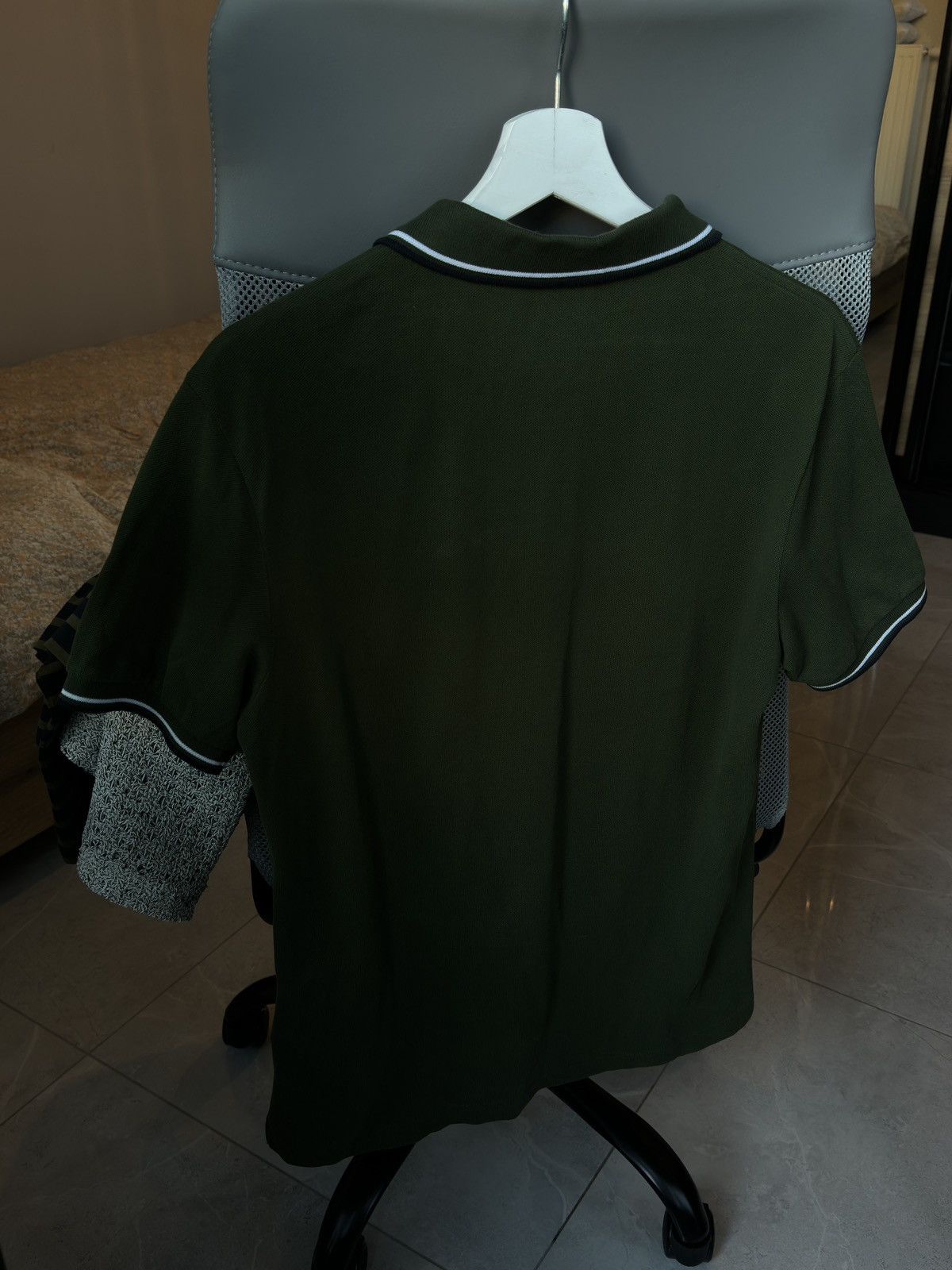 Prada Prada green khaki polo shirt button basic luxury Size US M / EU 48-50 / 2 - 6 Thumbnail