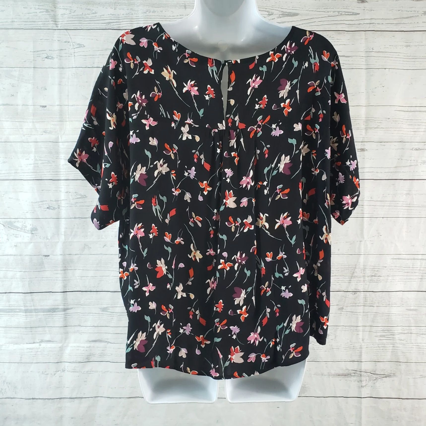 Madewell VINTAGE Madewell Womens Drifting Flowers Rhyme Top Sz Small Black Red Floral Size S / US 4 / IT 40 - 4 Thumbnail