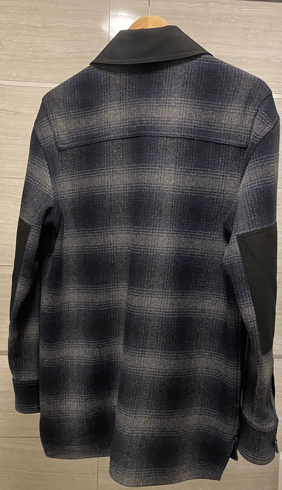 Acne Studios Acne Studios Patch Plaid Jacket Size 46 (S/M) Size US S / EU 44-46 / 1 - 2 Thumbnail
