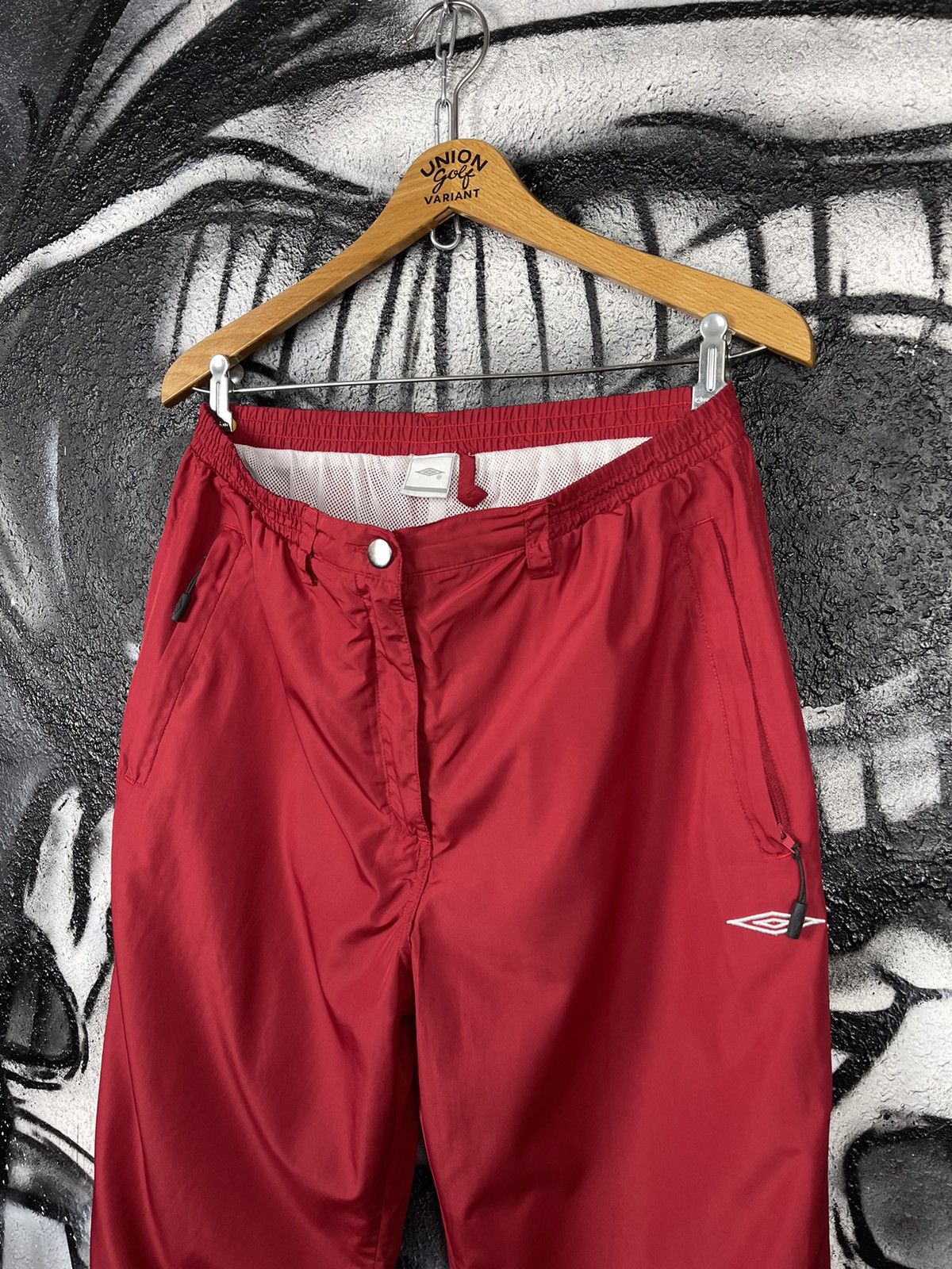 Umbro Vintage Umbro Y2K Red Sport Pants Size Small Size US 31 - 2 Thumbnail