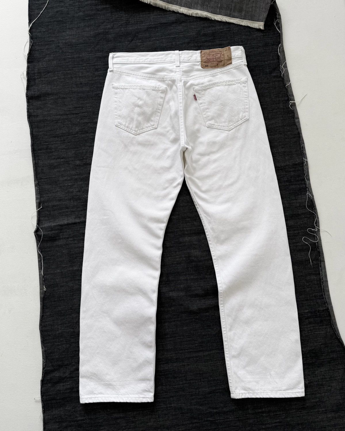 Levi's VINTAGE 90s LEVI’S 501 WHITE JEANS Size US 33 - 2 Thumbnail