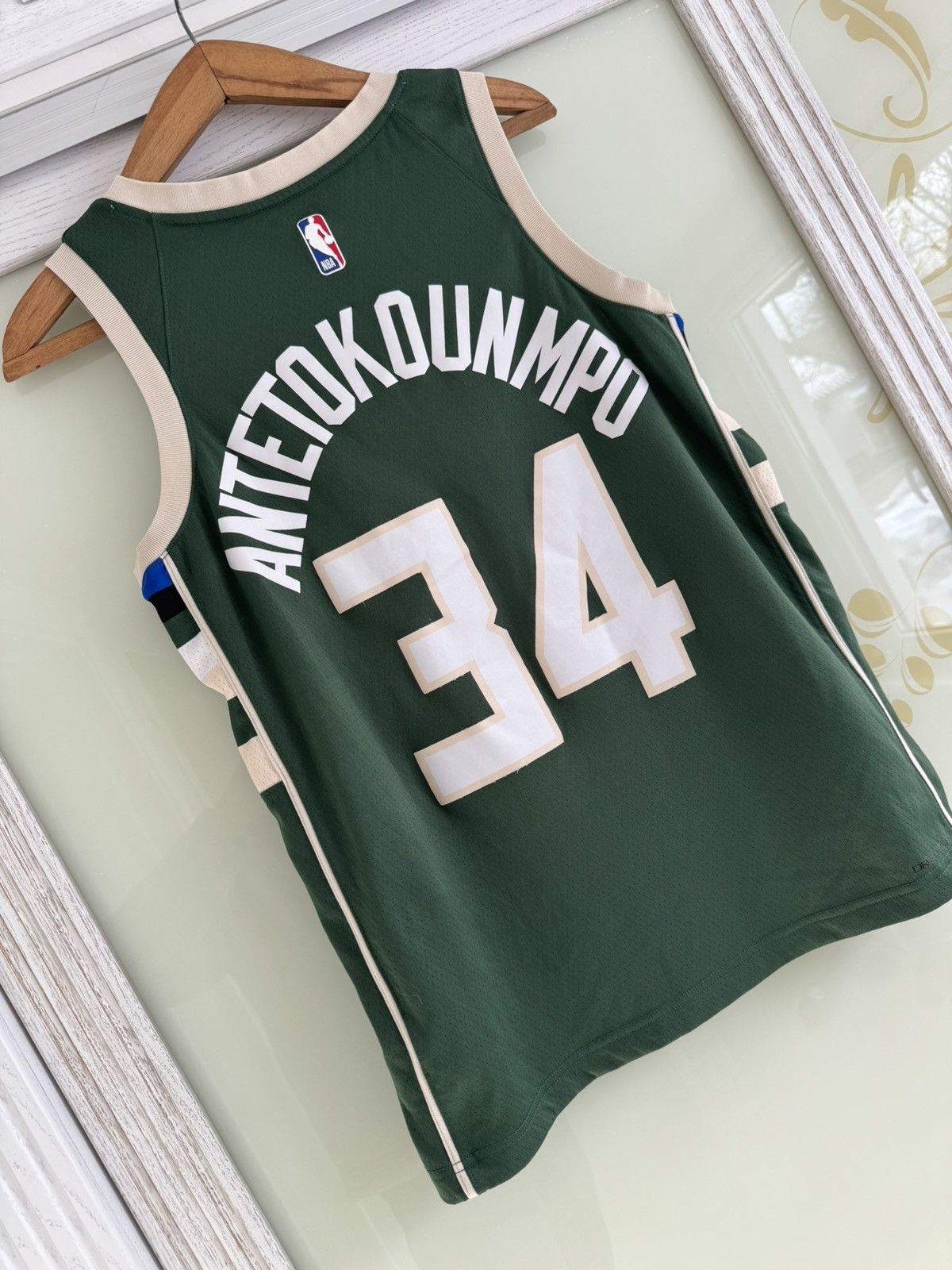 Nike Antetokounmpo #34 Milwaukee NBA Jersey Basketball Shirt Kit Size US M / EU 48-50 / 2 - 5 Thumbnail