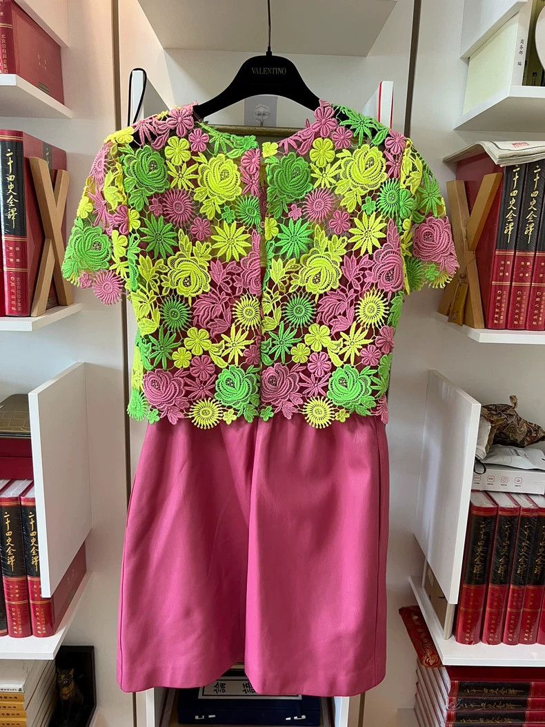Valentino Valentino Reworked lace dress Size M / US 6-8 / IT 42-44 - 2 Thumbnail