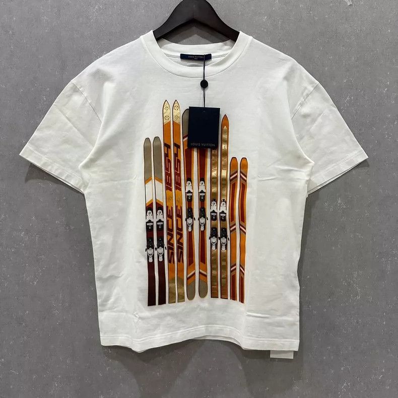 Louis Vuitton Louis Vuitton Ski Theme T-Shirt Size S Size US S / EU 44-46 / 1 - 1 Thumbnail