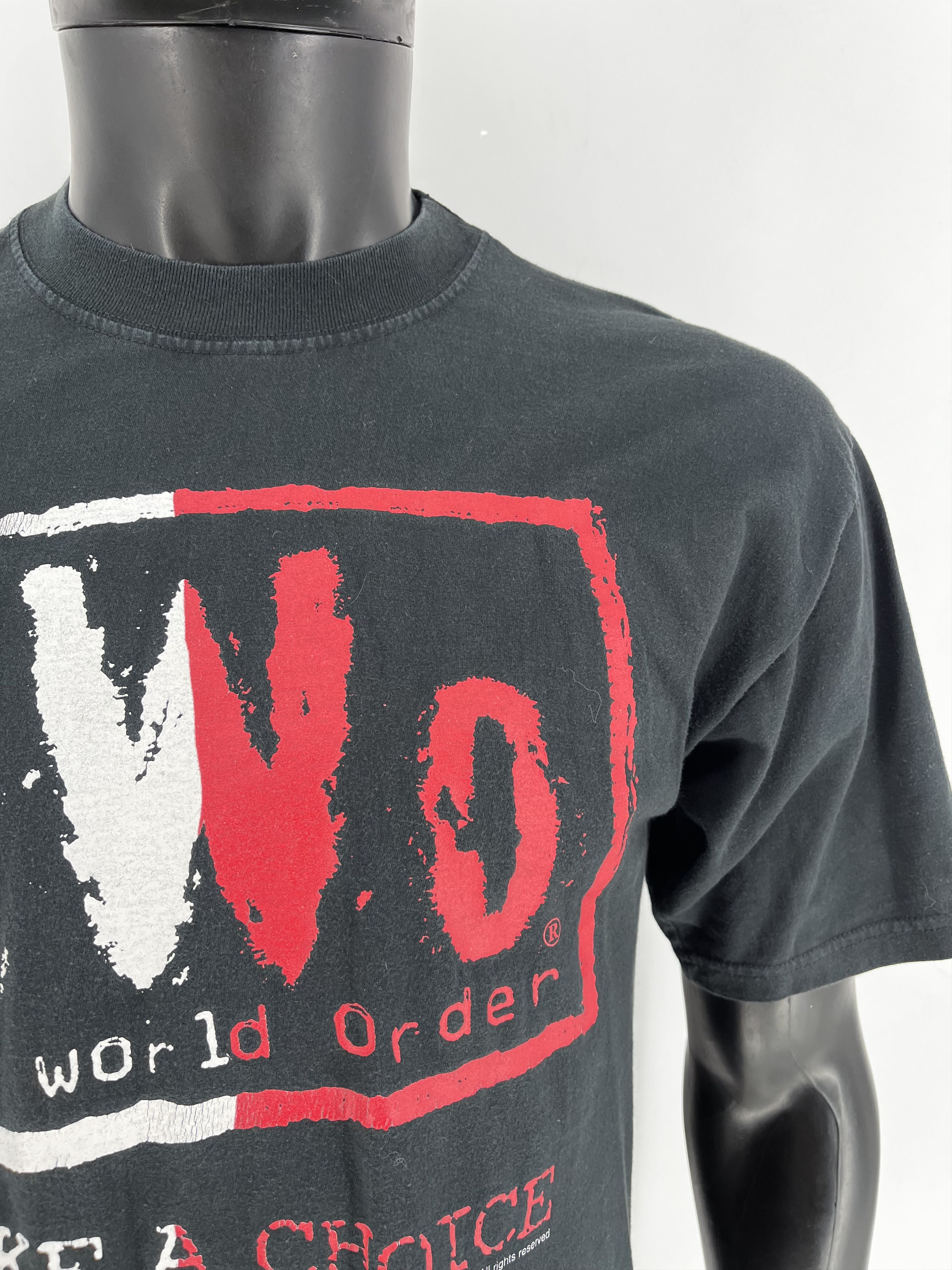 WWE WCW nWo Make A Choice T-shirt Men’s size Medium black &white Size US M / EU 48-50 / 2 - 9 Thumbnail