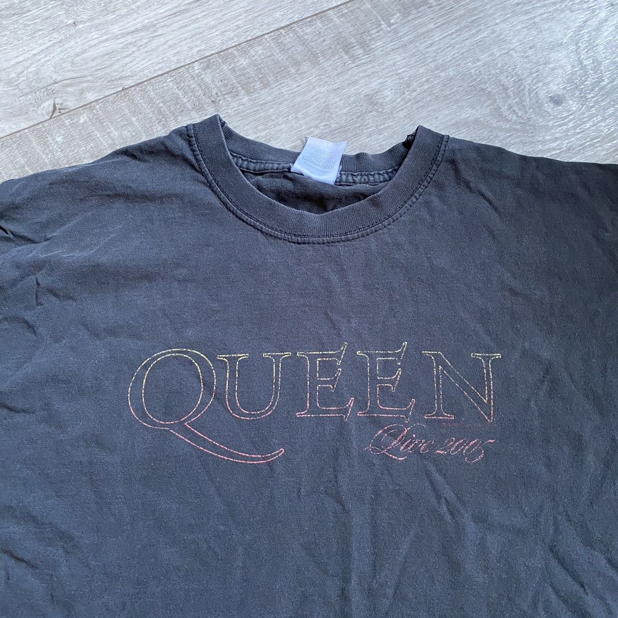 Band Tees × Vintage VINTAGE 2005 QUEEN WE WILL ROCK YOU TOUR T SHIRT Size US M / EU 48-50 / 2 - 3 Thumbnail