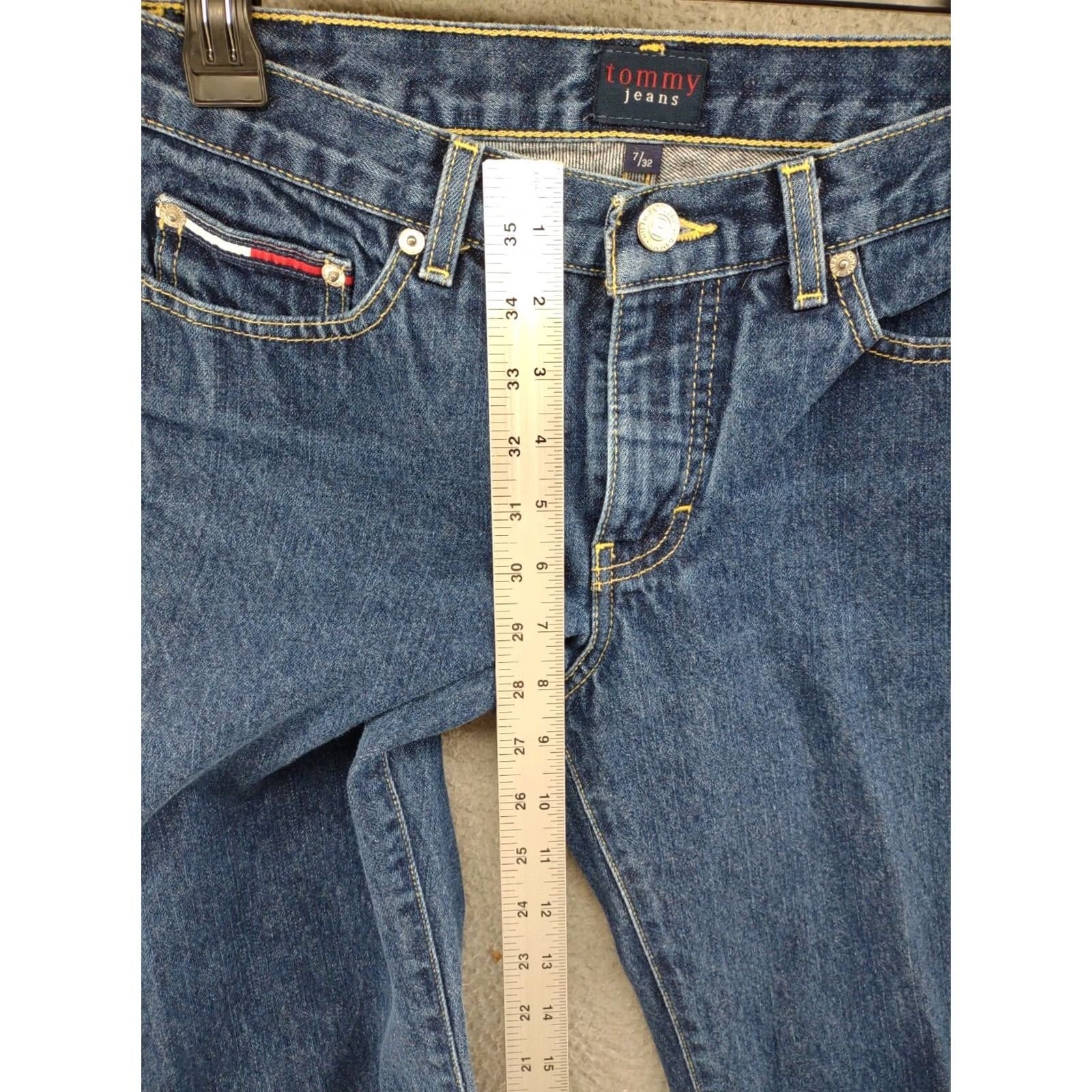 Tommy Hilfiger TOMMY HILFIGER Tommy Jeans Straight Leg Dark Junior Women’s Size 7 Jeans Denim Blue 90s Vintage Female Mens Girls Boys Not applicable Size 28" / US 6 / IT 42 - 7 Thumbnail