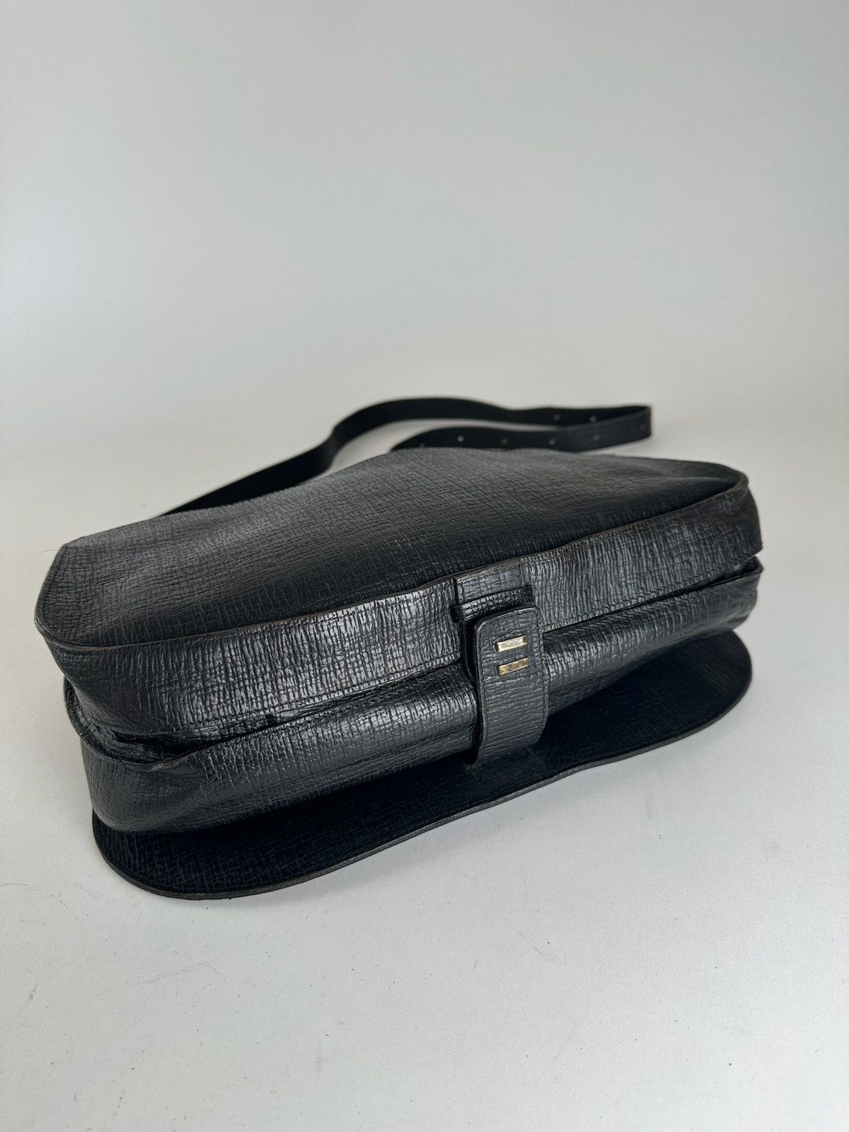 Jean Paul Gaultier Vintage Jean Paul Gaultier Leather Shoulder Bag Black Size ONE SIZE - 5 Thumbnail