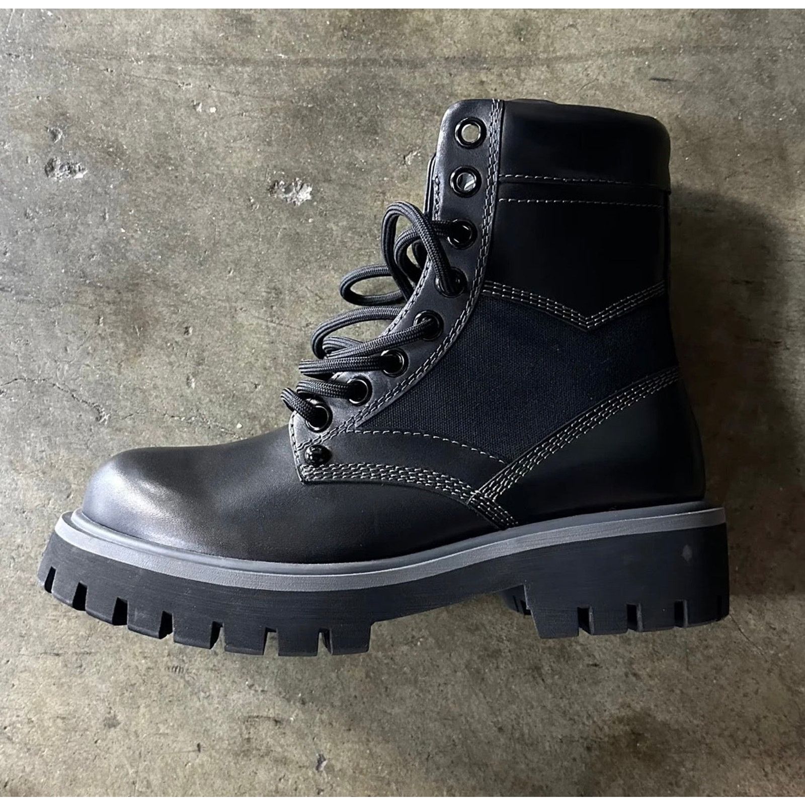 Haven Haven Court Genesis Boot (Sz 8.5, 9, 10, 11) Size US 10 / IT 40 - 5 Thumbnail