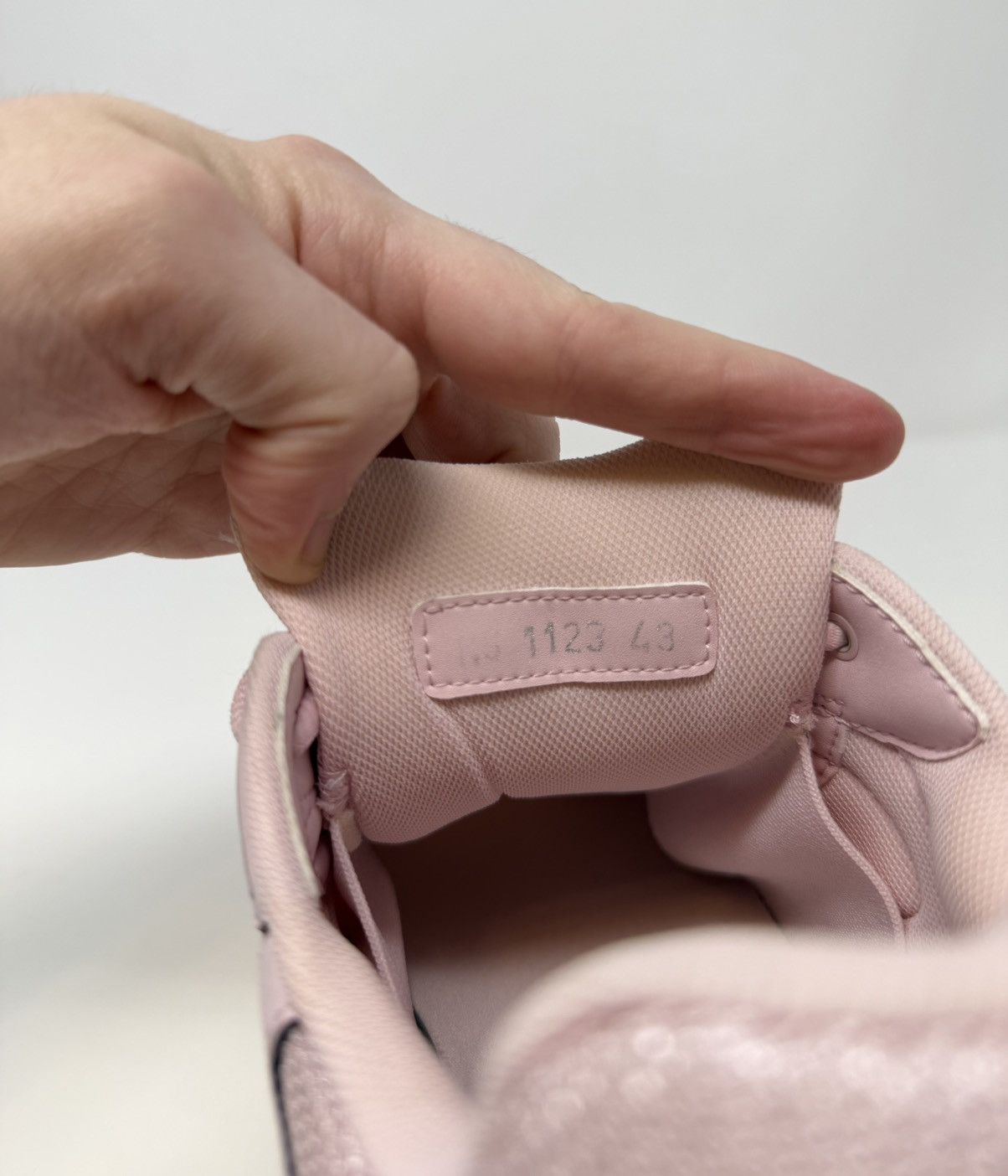 Dior Dior B30 Sneaker Pale Pink/Blue Size US 10 / EU 43 - 7 Thumbnail