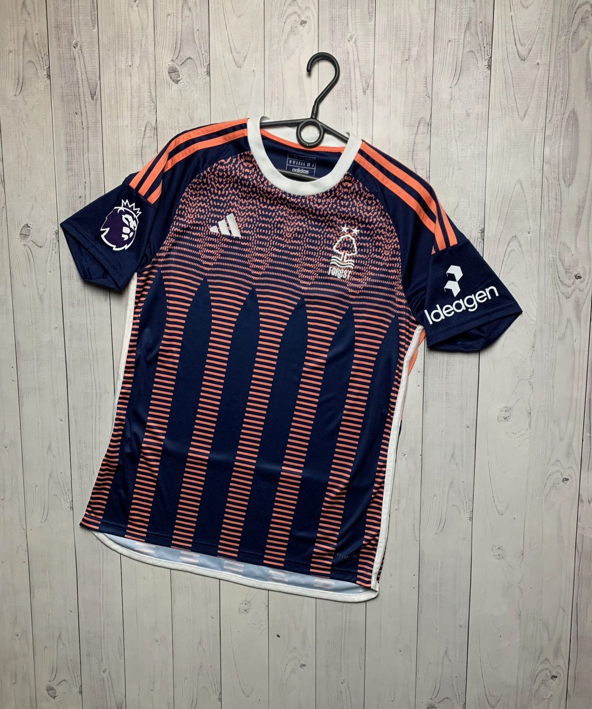 Adidas × Vintage Adidas Forest soccer jersey size M away navy rare Size US M / EU 48-50 / 2 - 1 Thumbnail