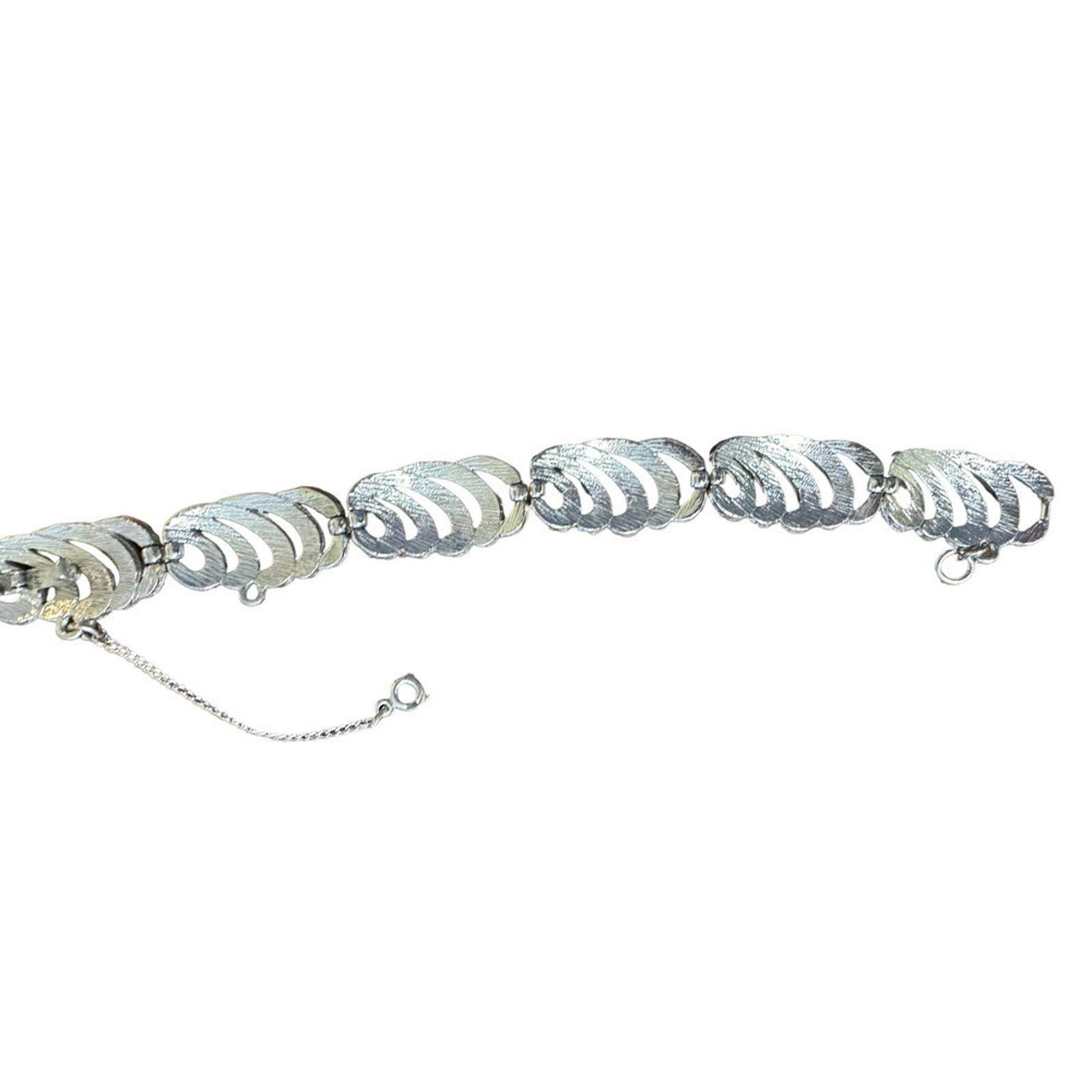 Monet Vintage Monet Silver toned Leaf Bracelet Size ONE SIZE - 2 Thumbnail