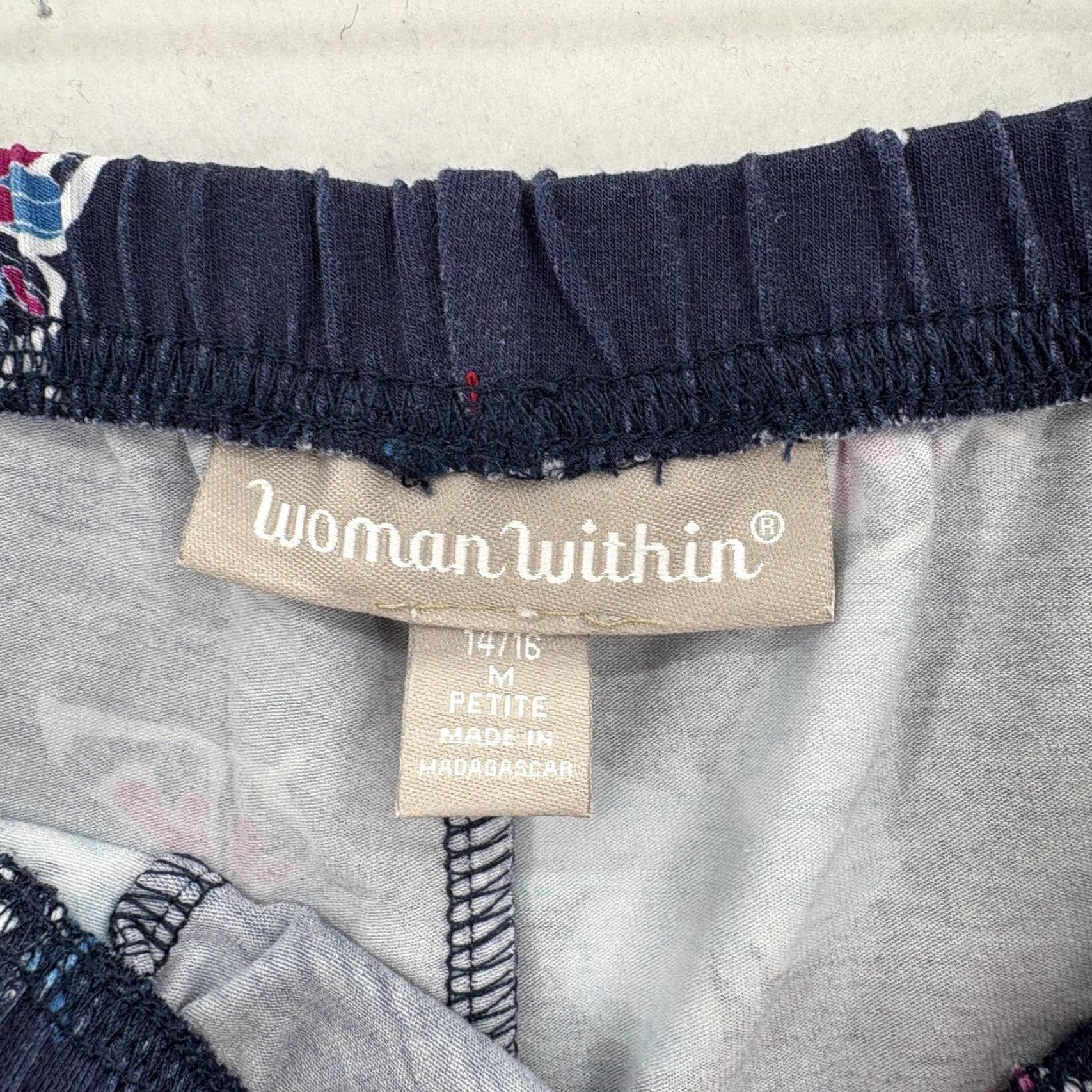 Vintage Woman Within Pants Womens PM Navy Butterfly Print Cotton Stretch Cozy NWT Skinny Ankle Pull On Jeans? Size 32" / US 10 / IT 46 - 5 Thumbnail