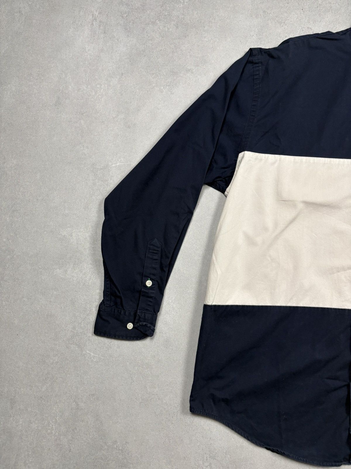 Tommy Hilfiger Vintage Tommy Hilfiger Big Flag Block 90s Shirt Saipan M Y2K Size US M / EU 48-50 / 2 - 13 Thumbnail