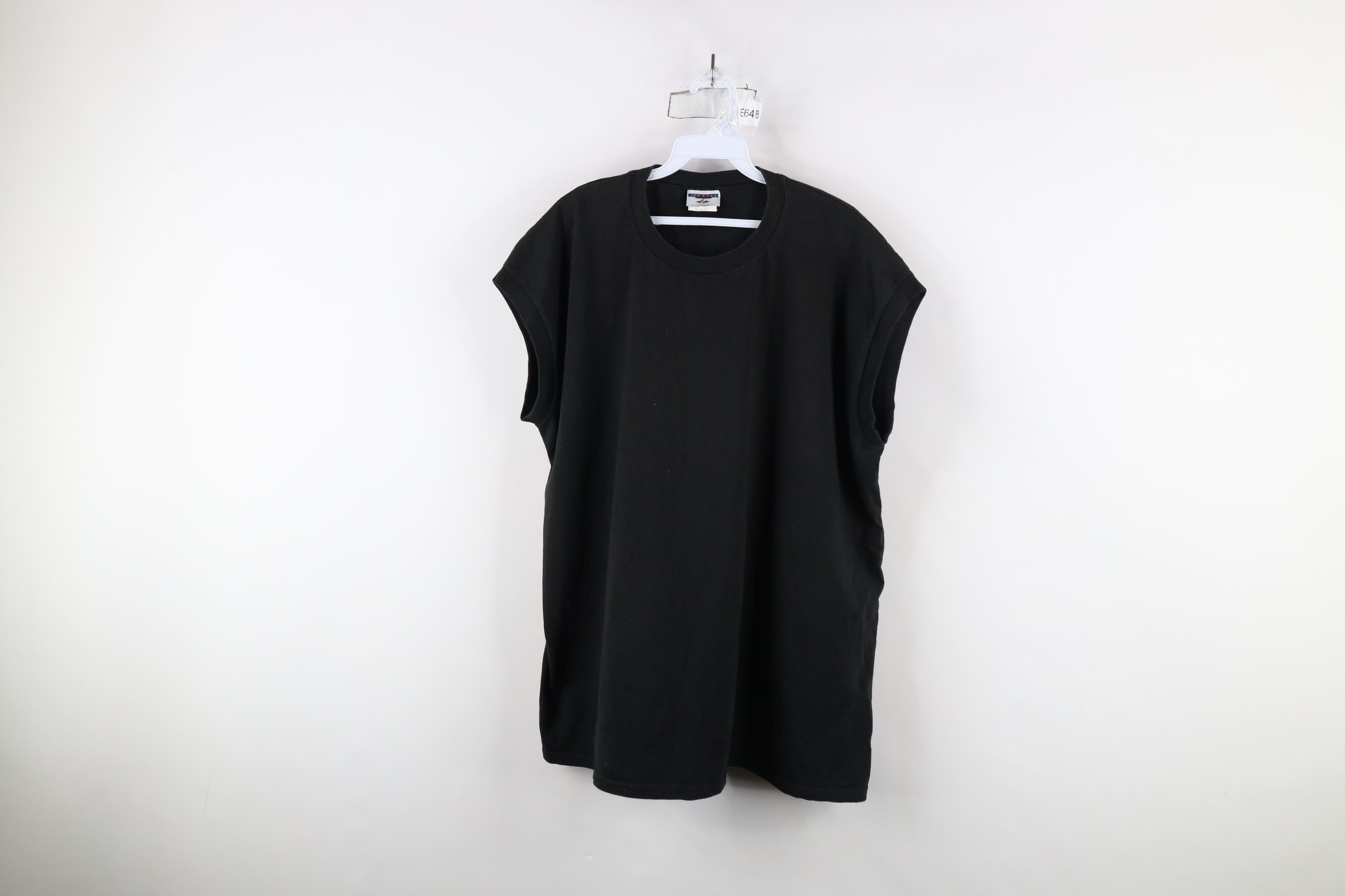 Vintage Vintage 90s Streetwear Heavy Cotton Muscle T-Shirt Black Size US XL / EU 56 / 4 - 1 Thumbnail