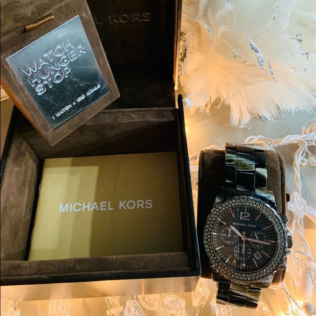 Michael Kors Michael Kors Black w brown Watch like new in box Size ONE SIZE - 1 Thumbnail