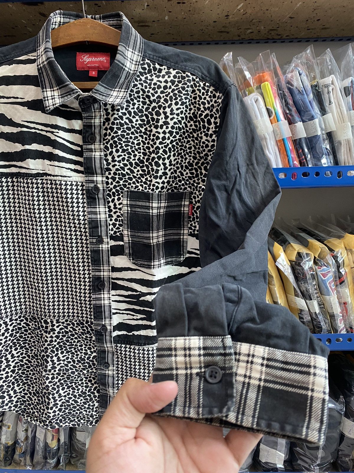 Supreme SUPREME SHIRT Size US M / EU 48-50 / 2 - 7 Thumbnail