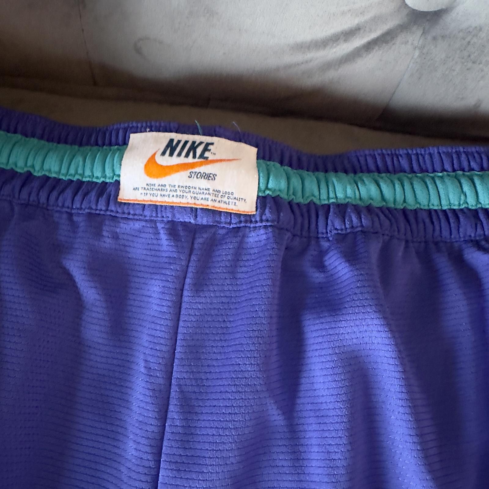 Nike Nike Stories - Rare - Vintage 90s Style Purple Shorts Size US 34 / EU 50 - 5 Thumbnail
