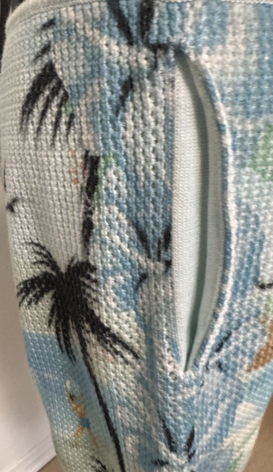 Amiri NWT Amiri Paradise XL Crochet Shorts in Cerulean Size US 40 / EU 56 - 12 Thumbnail