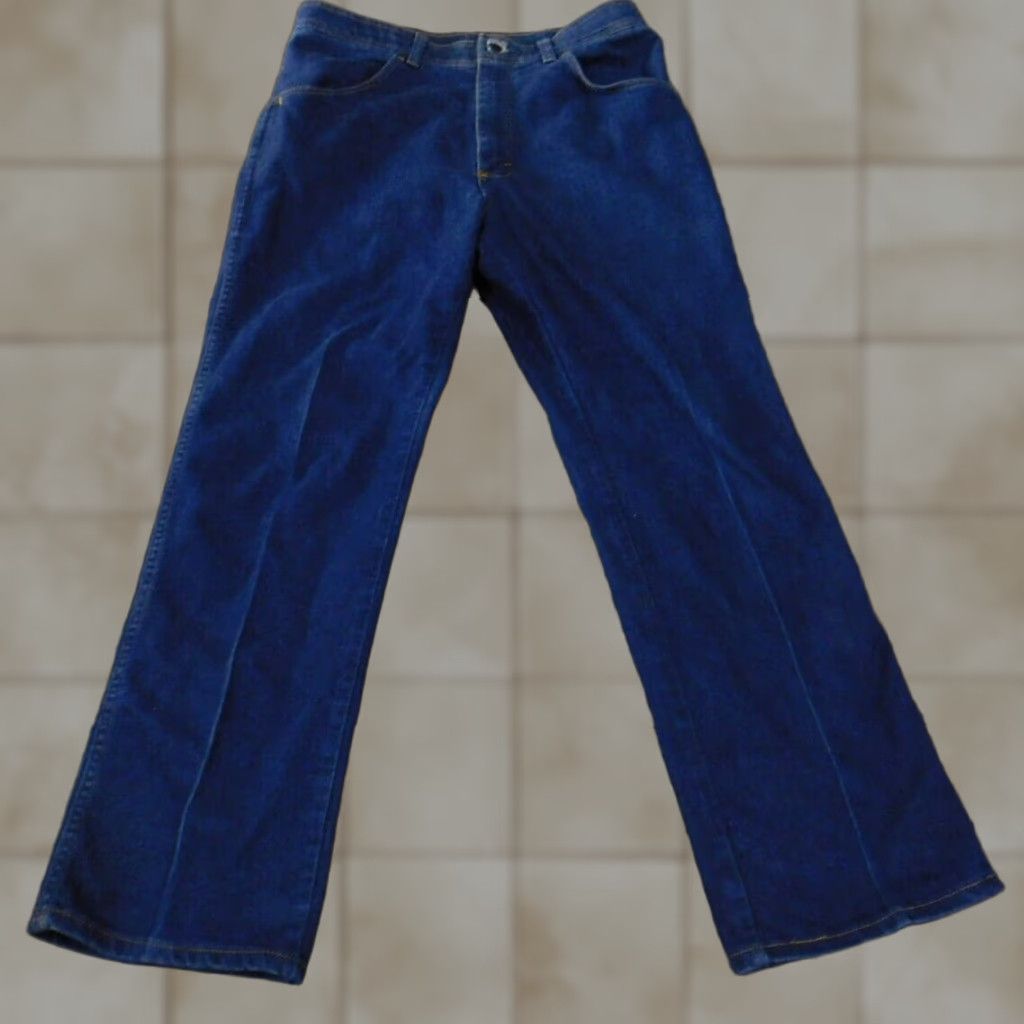 Wrangler Wrangler Jeans Mens 34x30 Straight Denim Workwear Blue Dark Wash Blue Denim Cowboy Pattern Pockets Zipper 34 30 Regular Mens Size US 34 / EU 50 - 1 Thumbnail