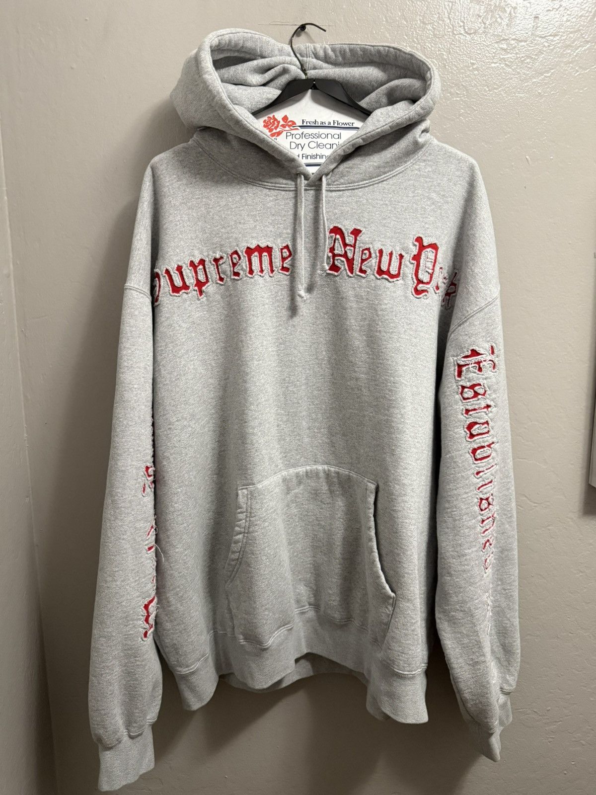 Supreme Supreme Contrast Cutout Hoodie | Grailed