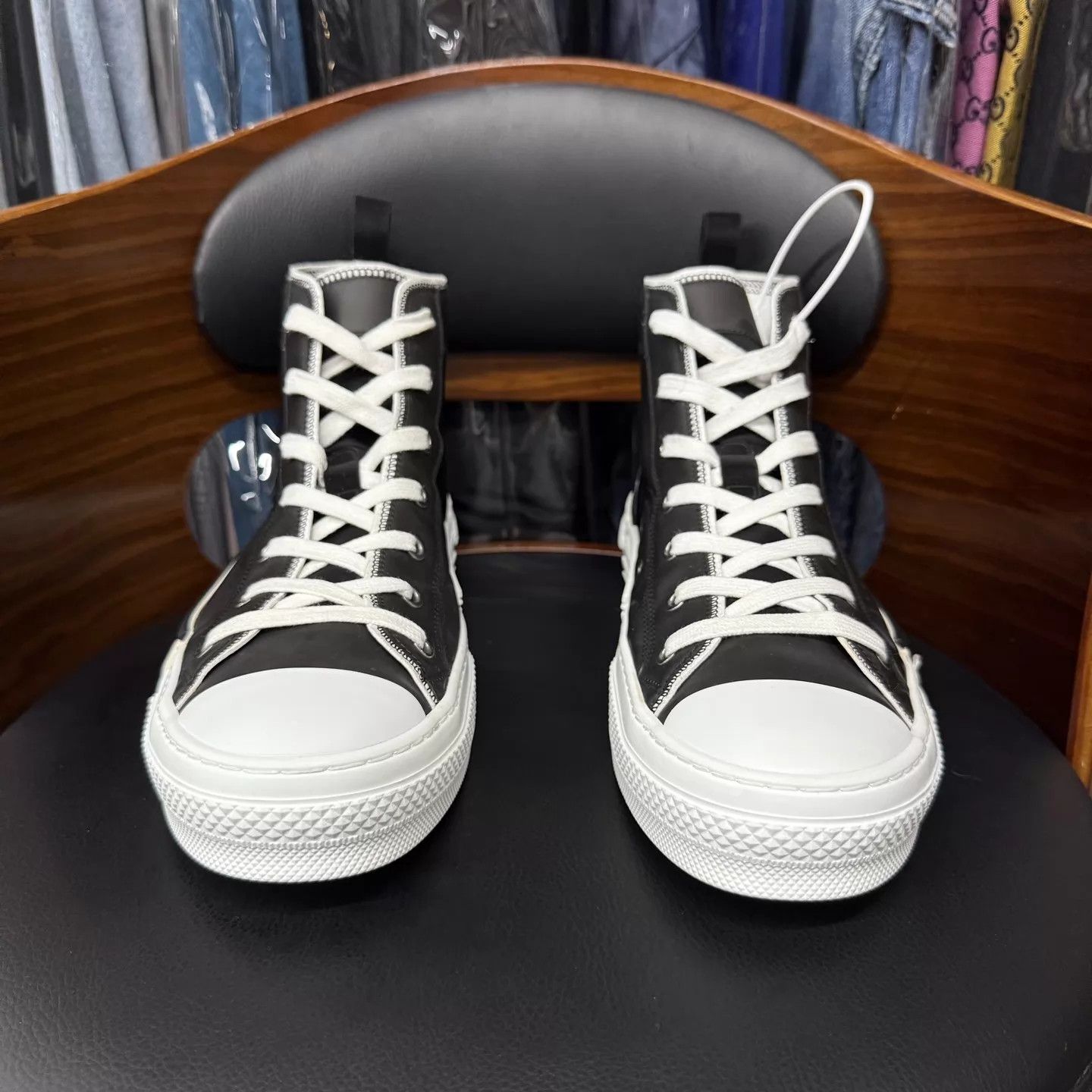 Dior Dior B23 Black/White 42.5 EU Worn Once Size US 9.5 / EU 42-43 - 2 Thumbnail