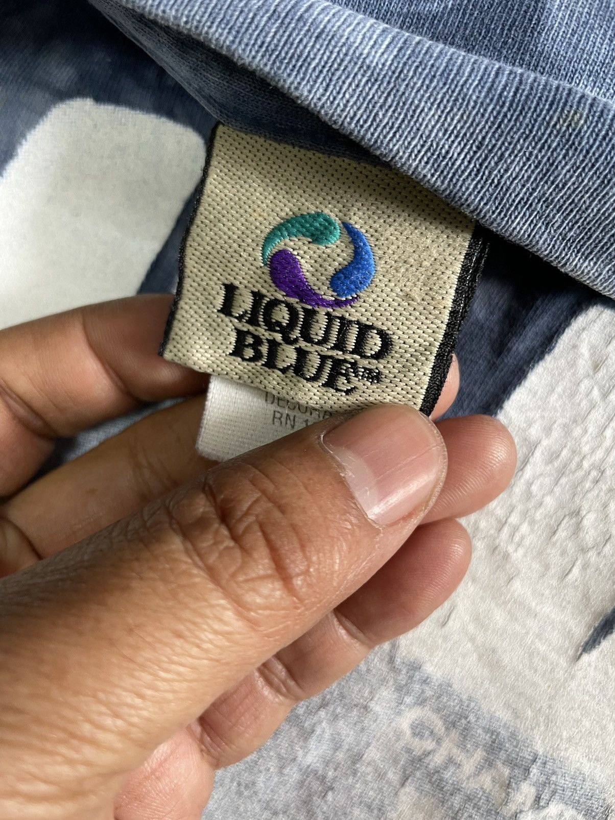 Band Tees Vintage & Rare 90’s The Who Liquid Blue Tie Dye Tshirt Size US M / EU 48-50 / 2 - 12 Thumbnail
