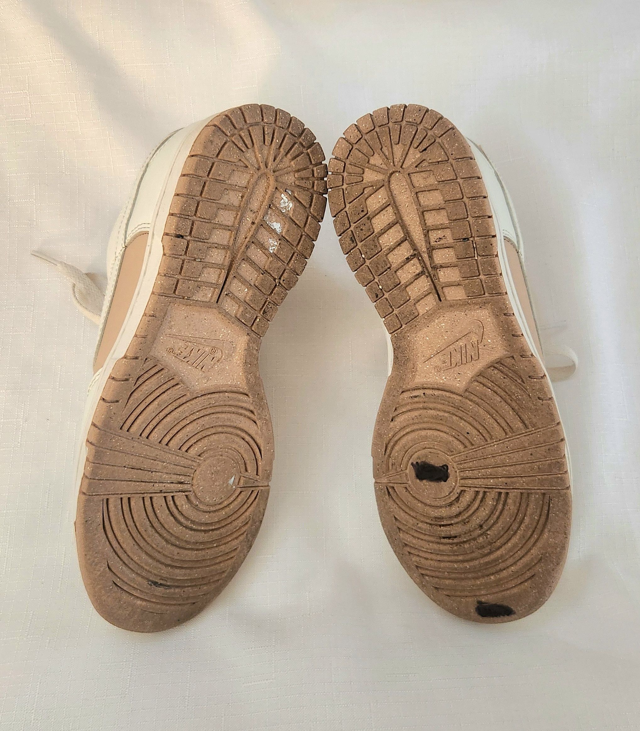 Nike Nike Dunk Low Next Nature Hemp Sail Brown Sz 6.5 DD1873-200 Size US 6.5 / IT 36.5 - 8 Thumbnail