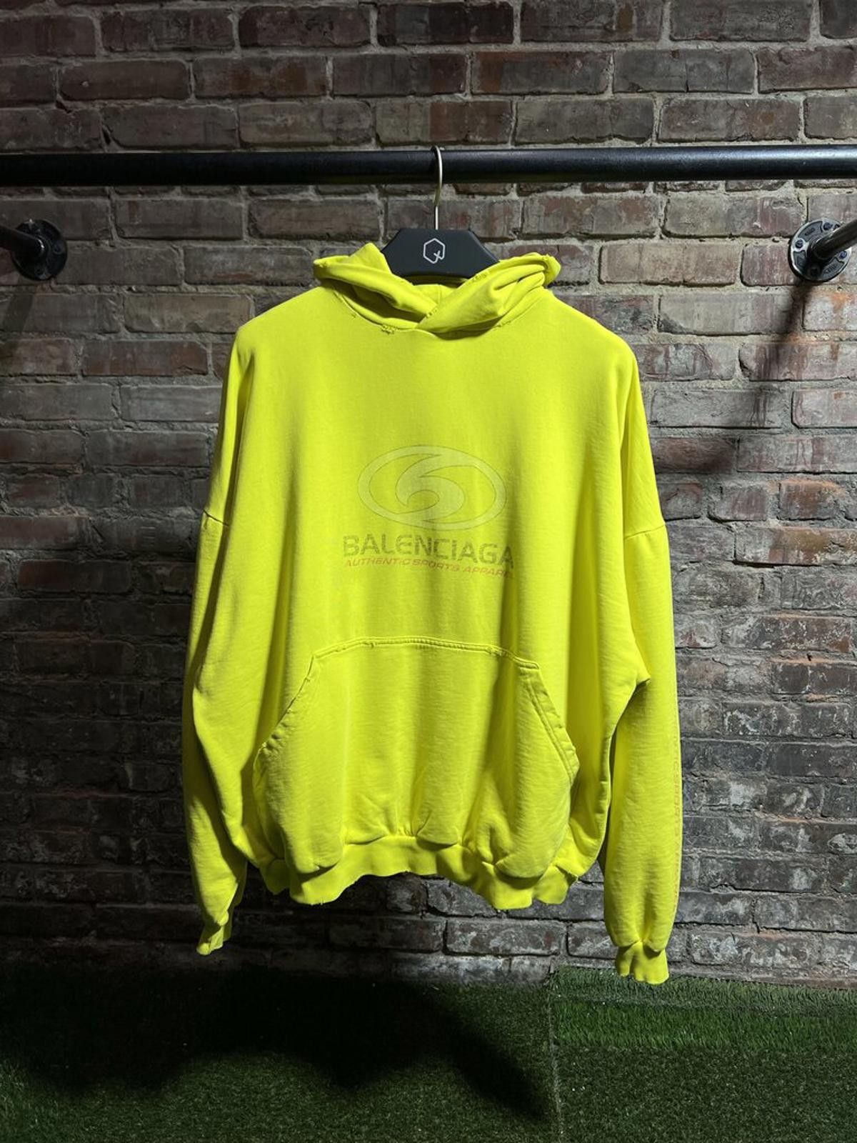 Balenciaga Balenciaga Sport Logo Hoodie Yellow Sz. M Size ONE SIZE - 1 Thumbnail